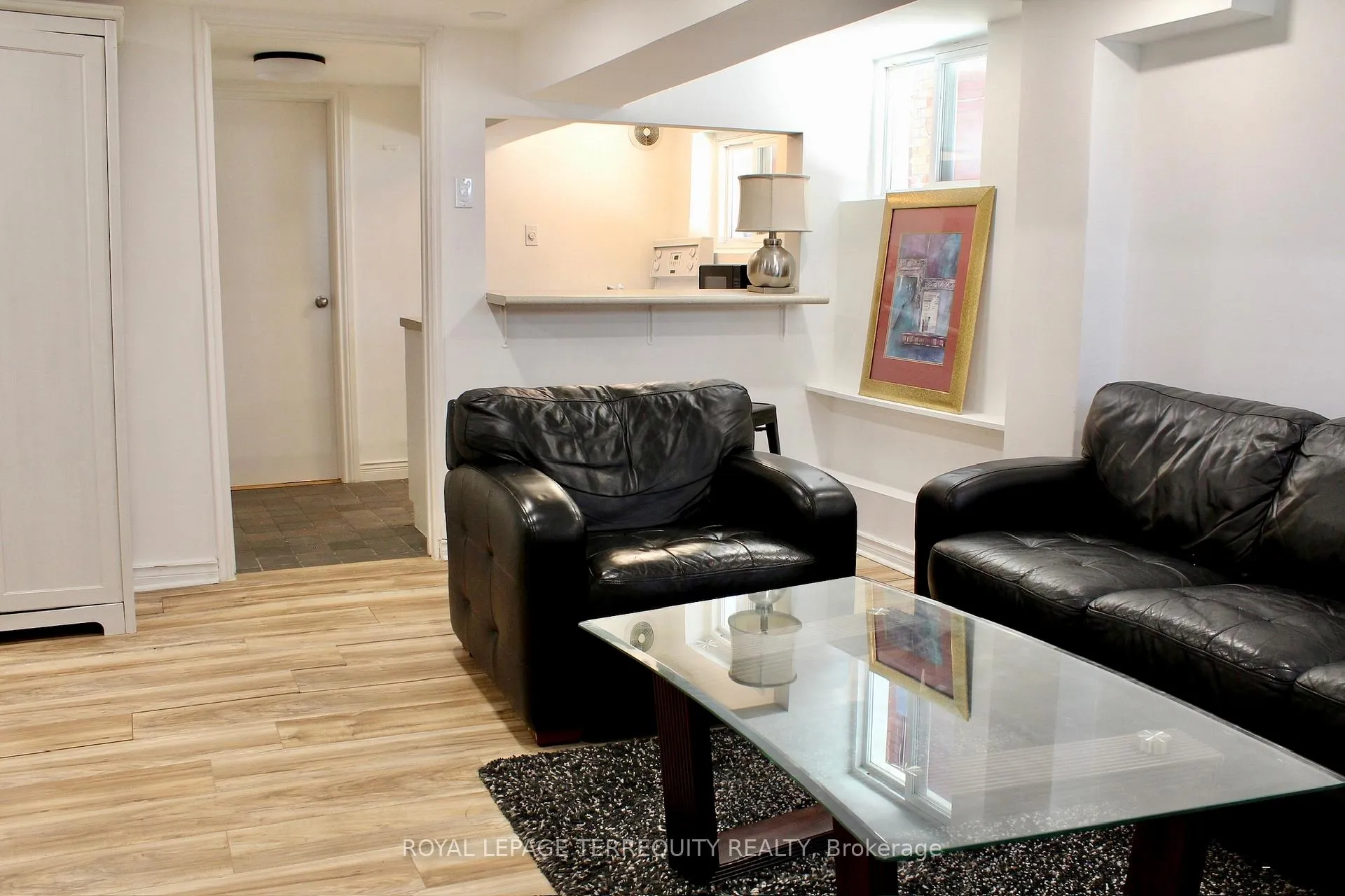 Photo 9 of Unit LOWER, 140 Wolverleigh Boulevard, Toronto, Danforth — HOMEH