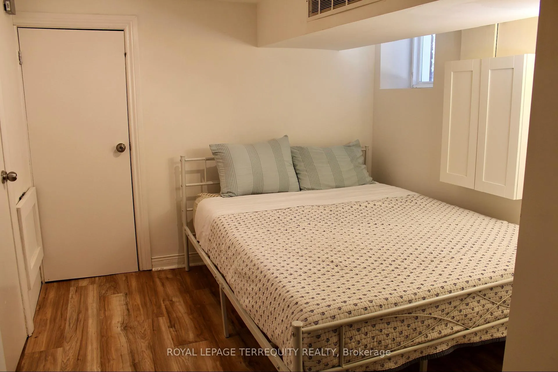 Photo 18 of Unit LOWER, 140 Wolverleigh Boulevard, Toronto, Danforth — HOMEH