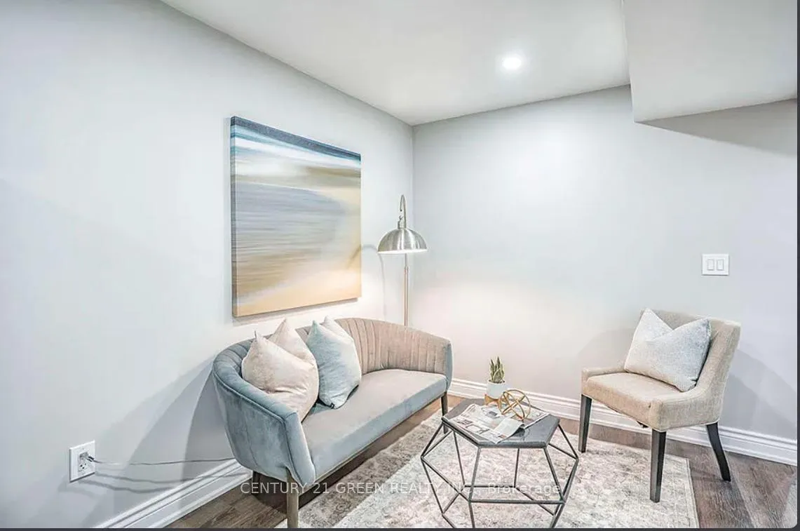 Photo 5 of Unit LOWER, 9 Andriana Crescent, Markham, Box Grove — HOMEH