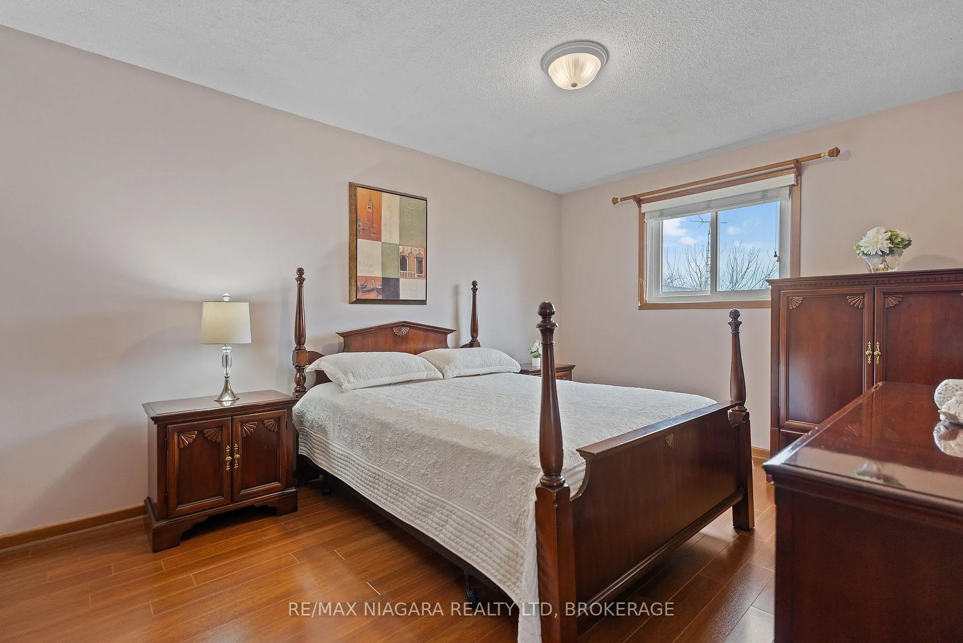 Photo 19 of 13 Cornwell Circle, St. Catharines, Ridley — HOMEH