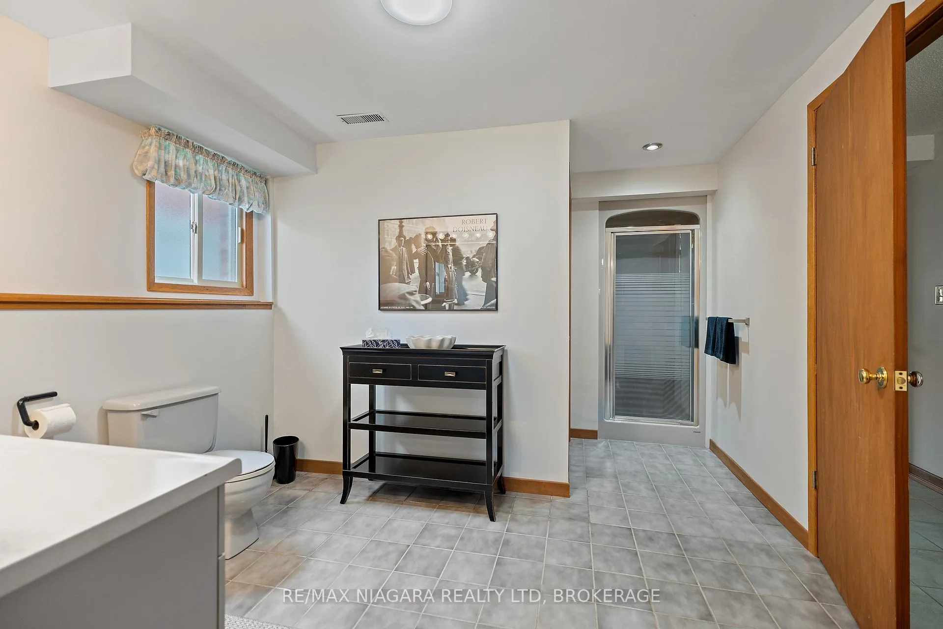 Photo 23 of 13 Cornwell Circle, St. Catharines, Ridley — HOMEH