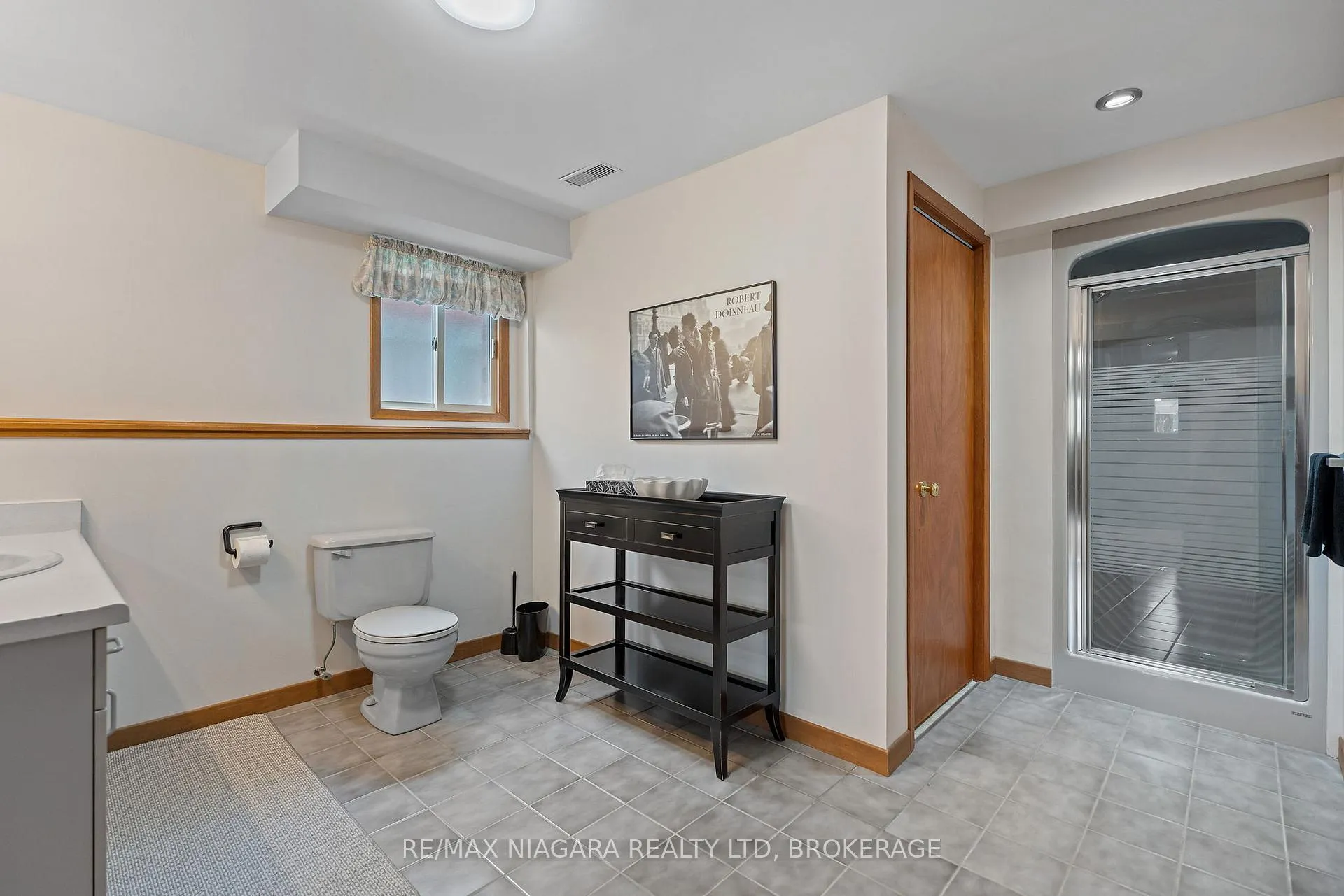 Photo 25 of 13 Cornwell Circle, St. Catharines, Ridley — HOMEH