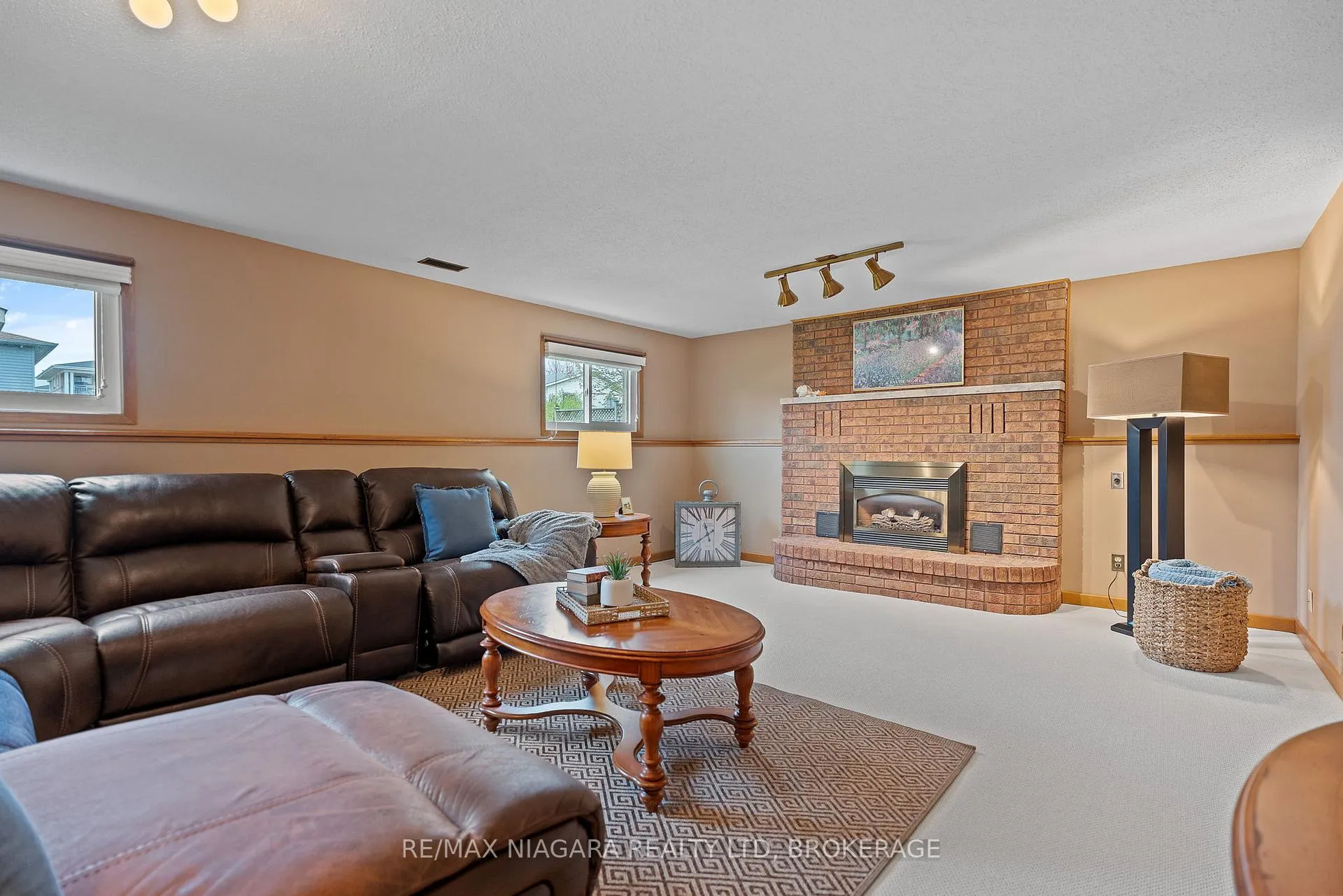 Photo 26 of 13 Cornwell Circle, St. Catharines, Ridley — HOMEH