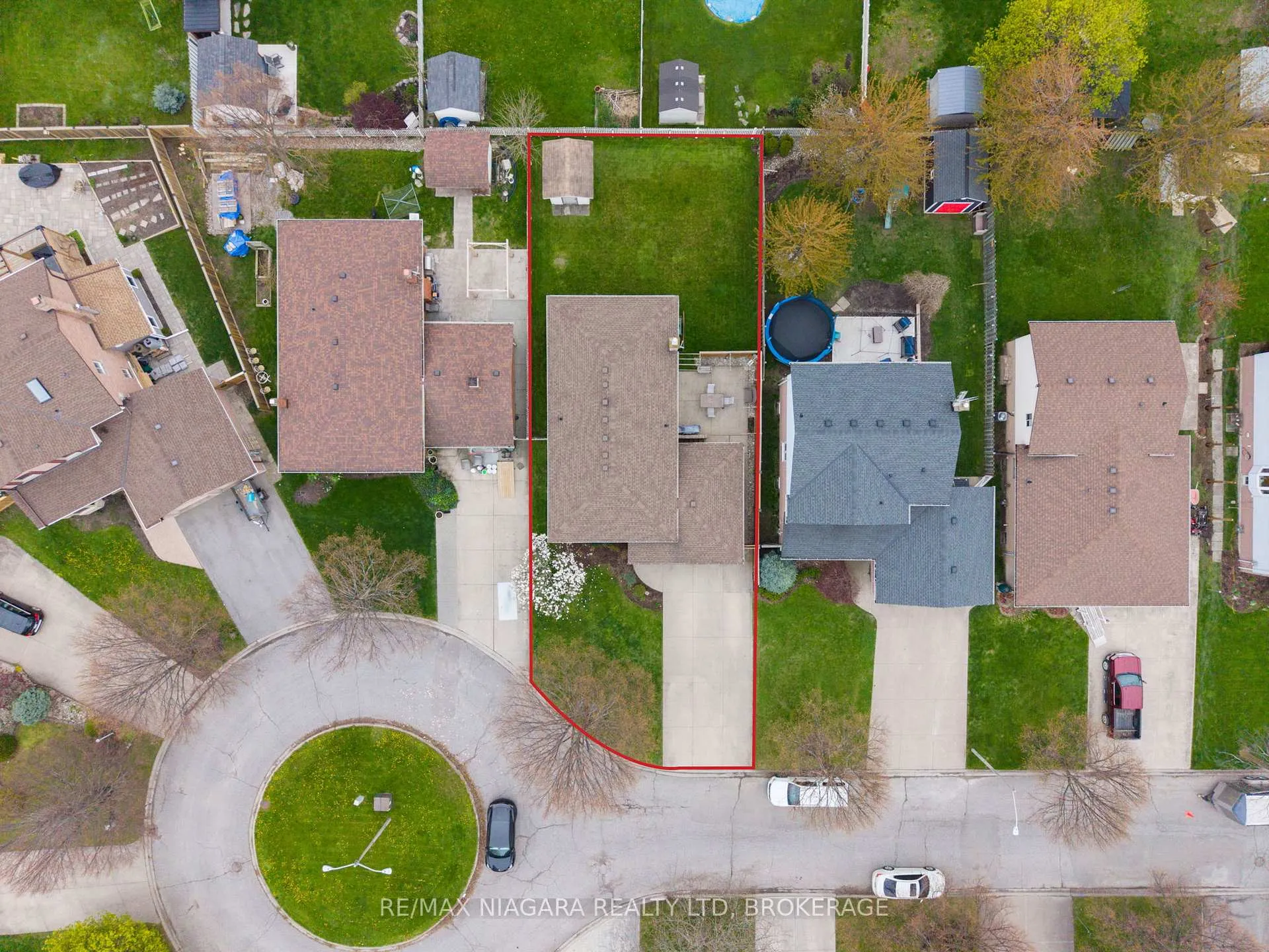 Photo 37 of 13 Cornwell Circle, St. Catharines, Ridley — HOMEH