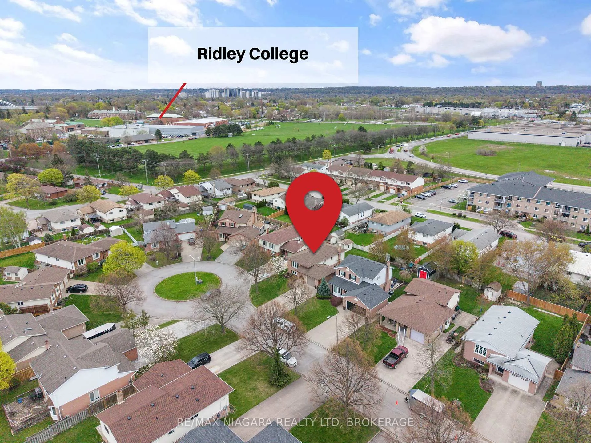 Photo 40 of 13 Cornwell Circle, St. Catharines, Ridley — HOMEH