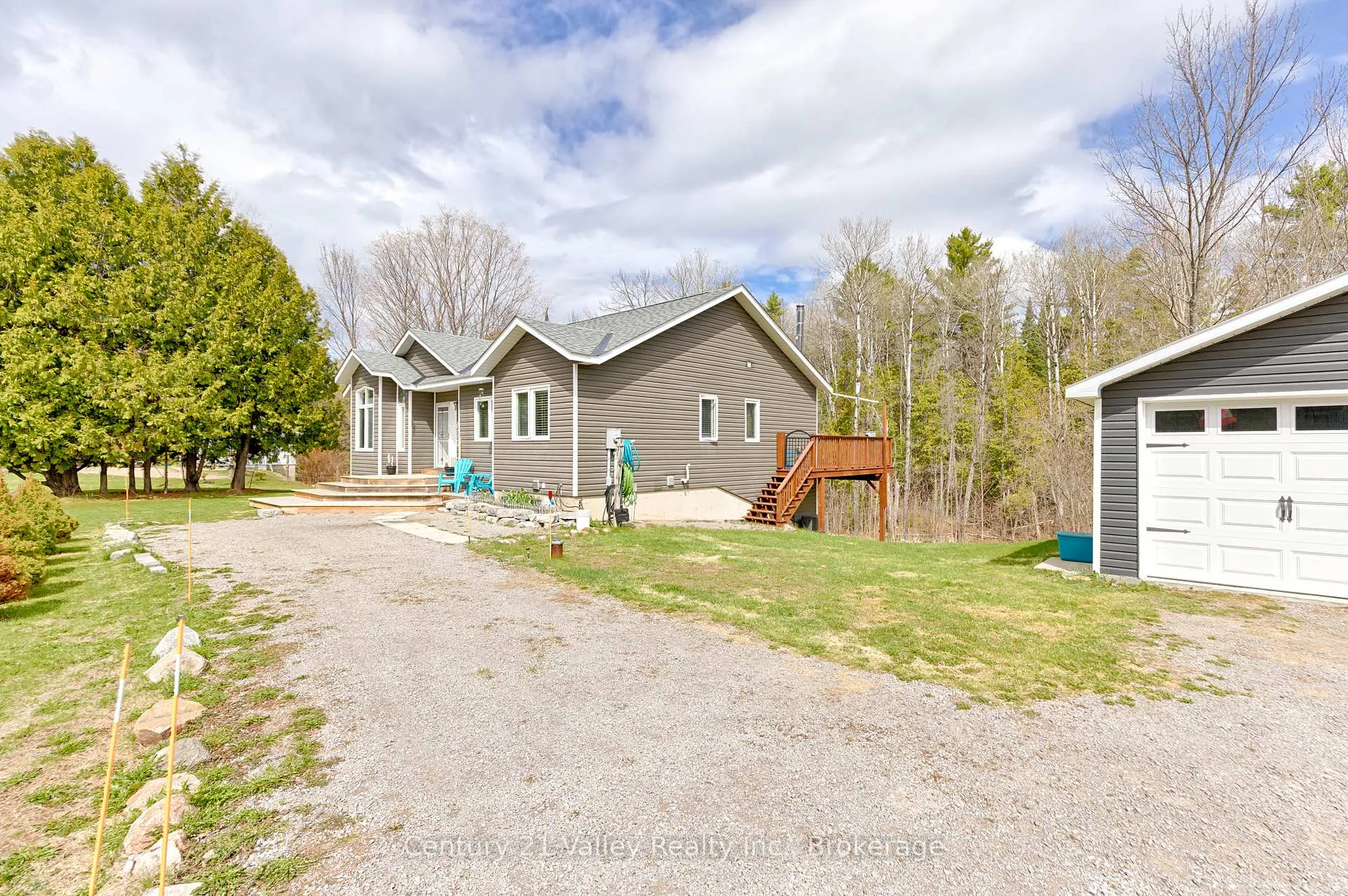 Photo 8 of 6196 132 Highway, Bonnechere Valley, Eganville/Bonnechere Twp — HOMEH