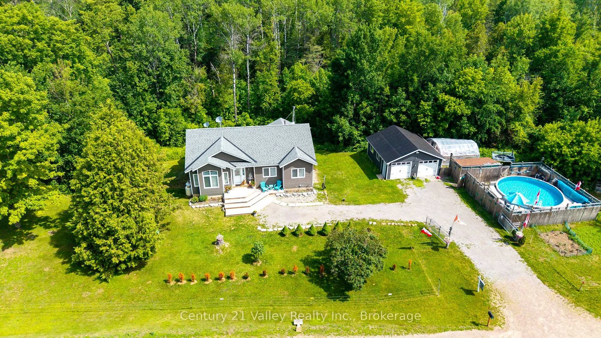 Photo 9 of 6196 132 Highway, Bonnechere Valley, Eganville/Bonnechere Twp — HOMEH