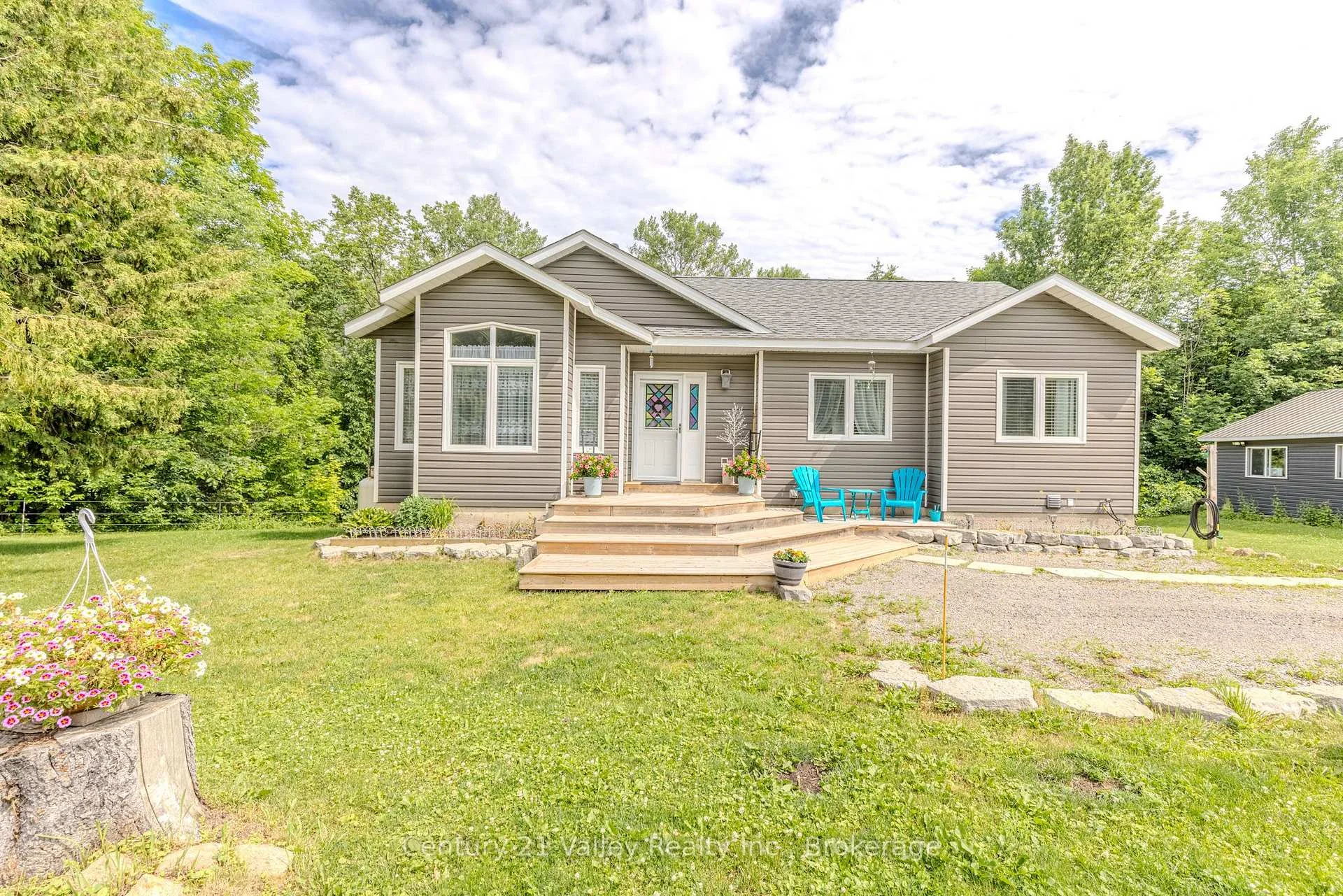 Photo 11 of 6196 132 Highway, Bonnechere Valley, Eganville/Bonnechere Twp — HOMEH