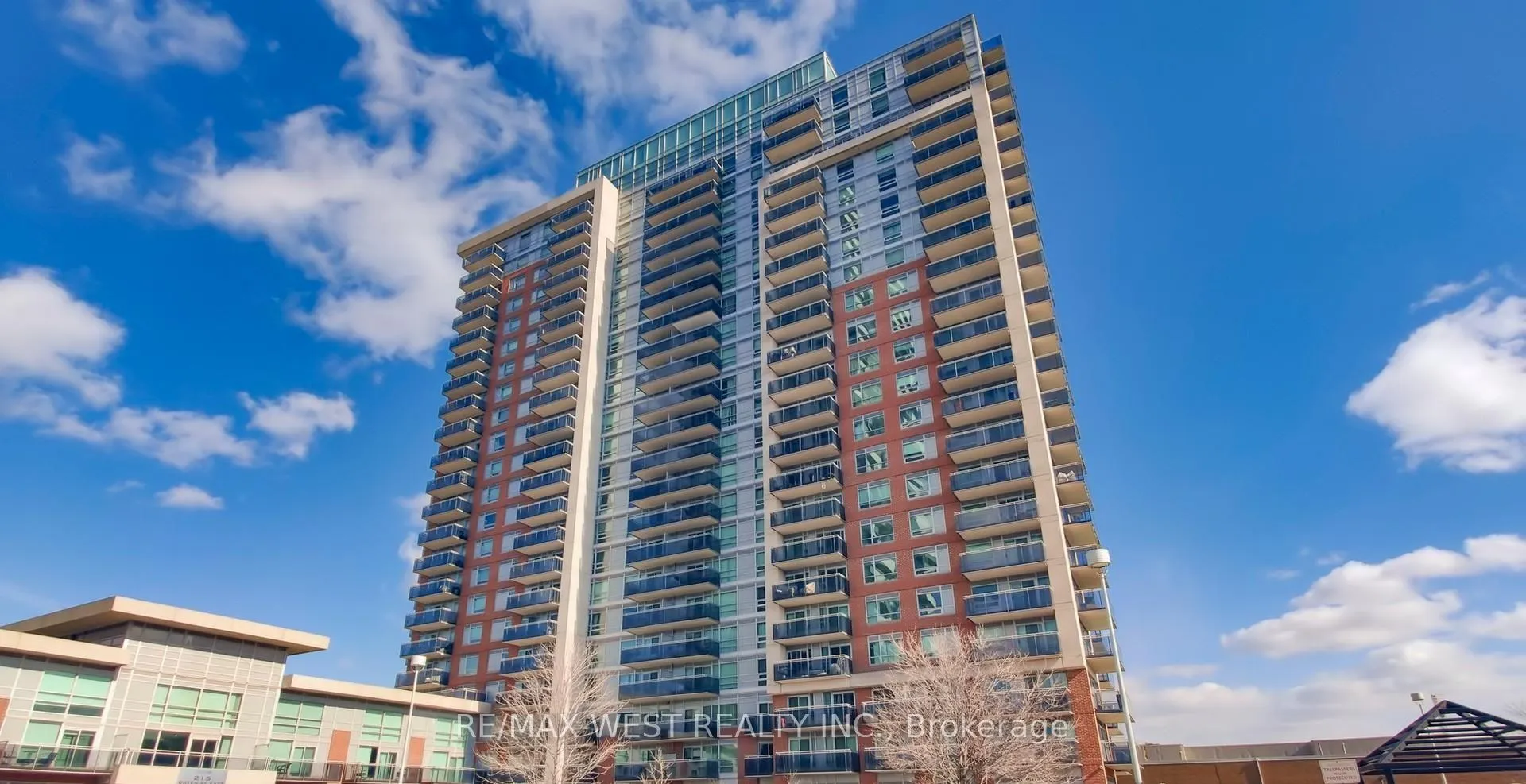 Photo 1 of Unit 2108, 215 Queen Street E, Brampton, Queen Street Corridor — HOMEH