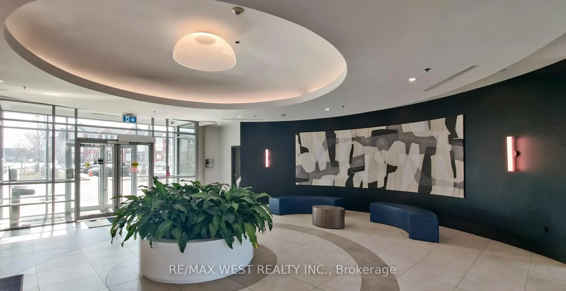 Photo 4 of Unit 2108, 215 Queen Street E, Brampton, Queen Street Corridor — HOMEH