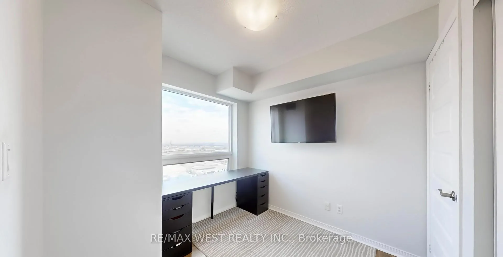 Photo 18 of Unit 2108, 215 Queen Street E, Brampton, Queen Street Corridor — HOMEH