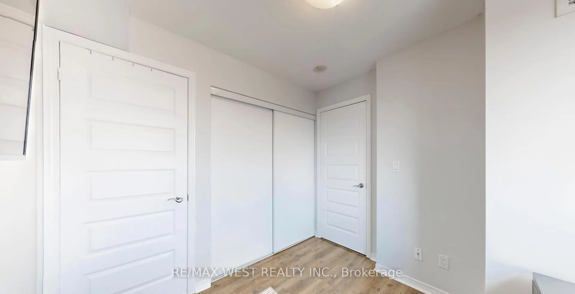 Photo 21 of Unit 2108, 215 Queen Street E, Brampton, Queen Street Corridor — HOMEH
