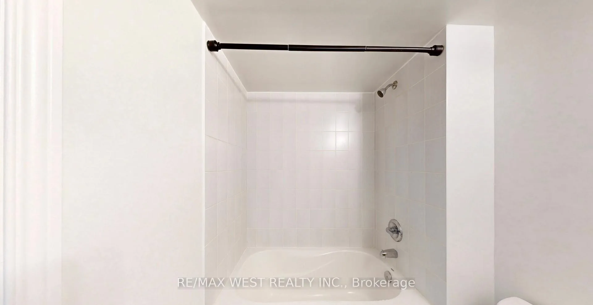 Photo 23 of Unit 2108, 215 Queen Street E, Brampton, Queen Street Corridor — HOMEH