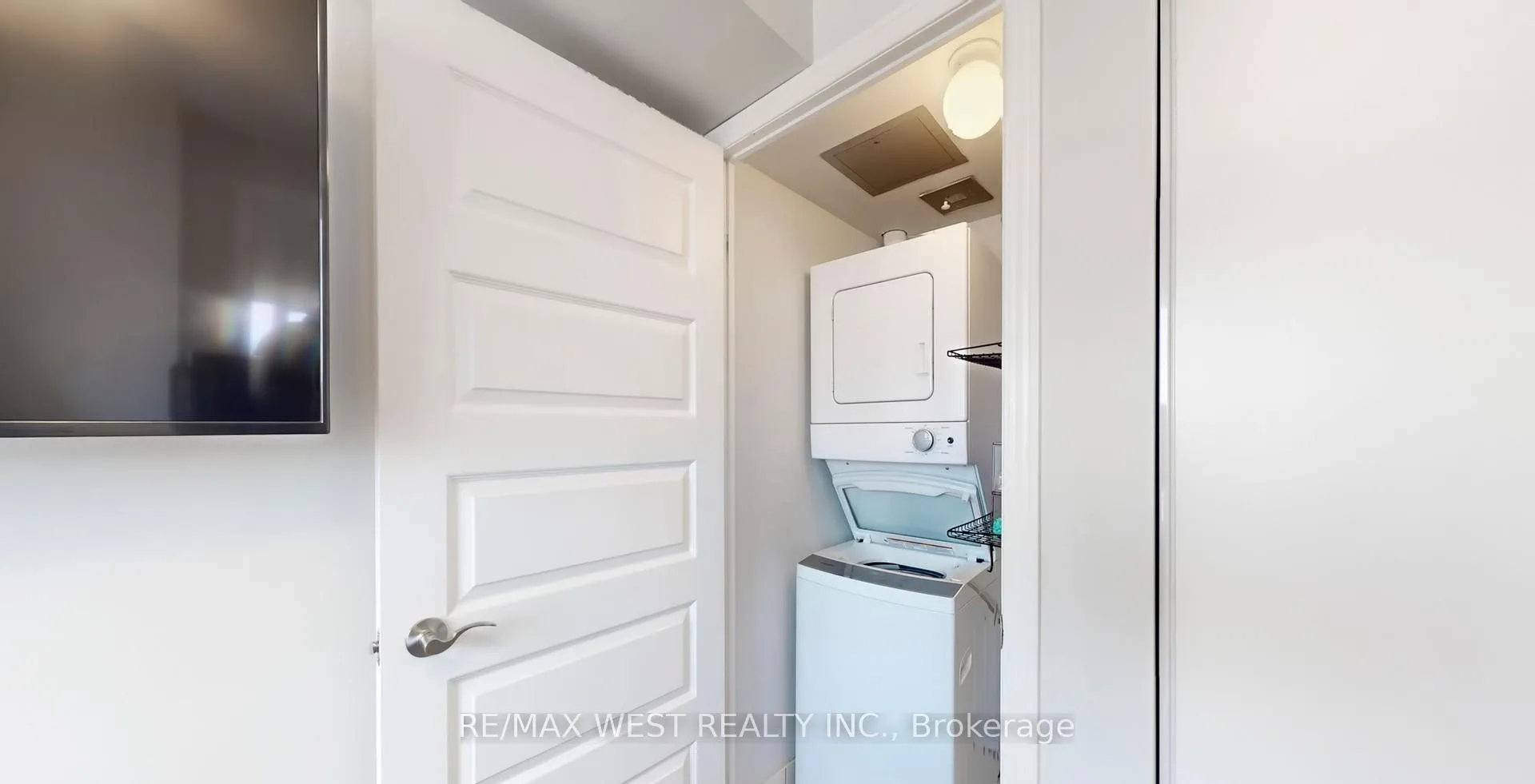 Photo 24 of Unit 2108, 215 Queen Street E, Brampton, Queen Street Corridor — HOMEH