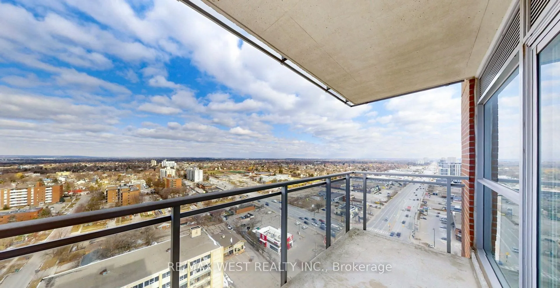 Photo 25 of Unit 2108, 215 Queen Street E, Brampton, Queen Street Corridor — HOMEH