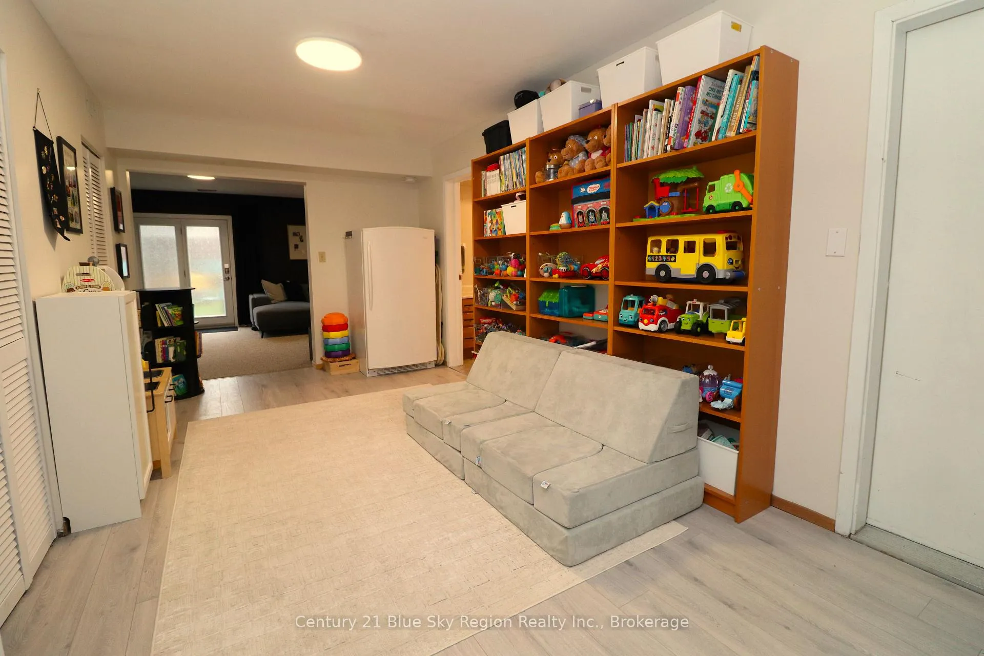 Photo 6 of 631 Bromley Avenue, North Bay, Widdifield — HOMEH