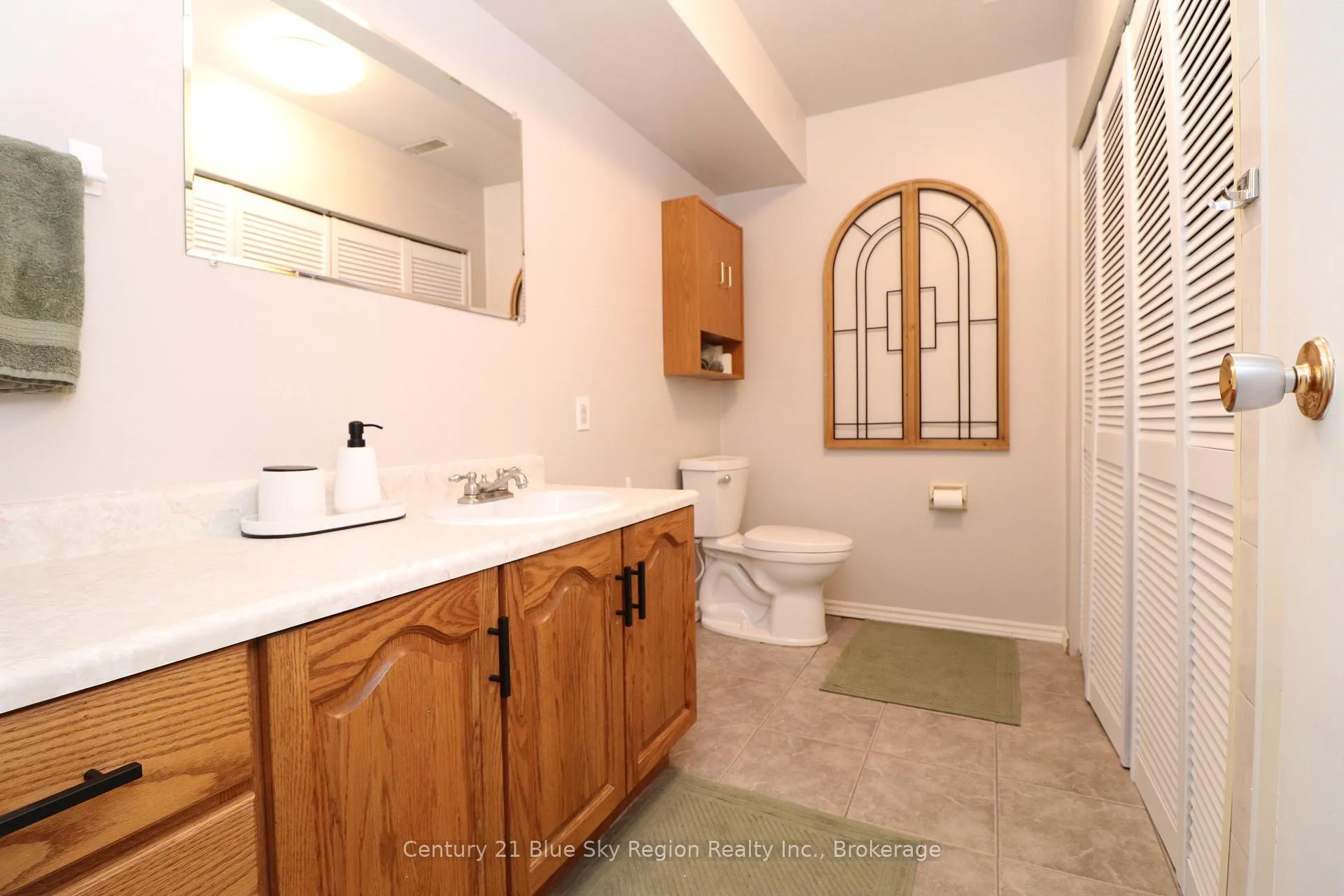 Photo 8 of 631 Bromley Avenue, North Bay, Widdifield — HOMEH