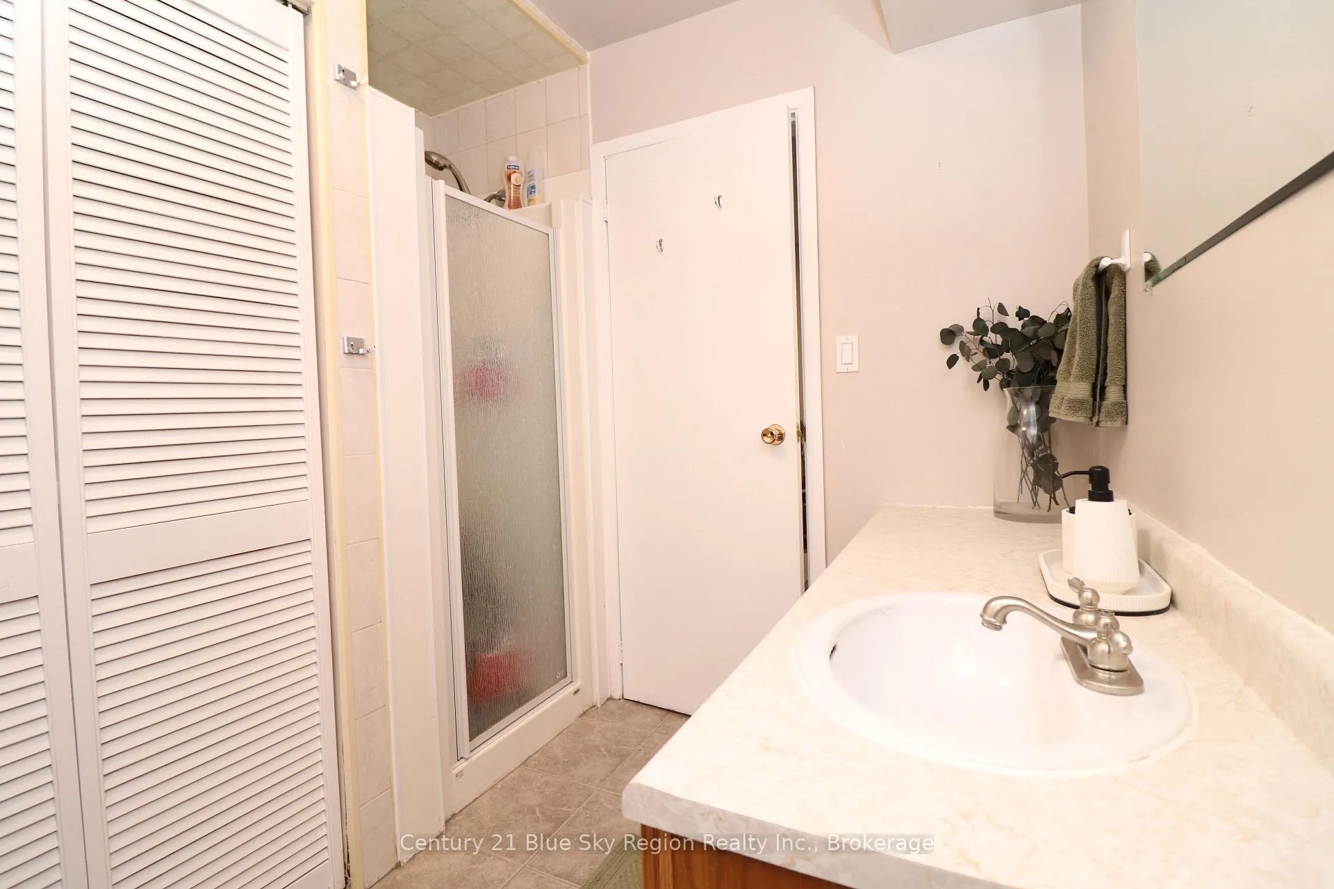 Photo 9 of 631 Bromley Avenue, North Bay, Widdifield — HOMEH