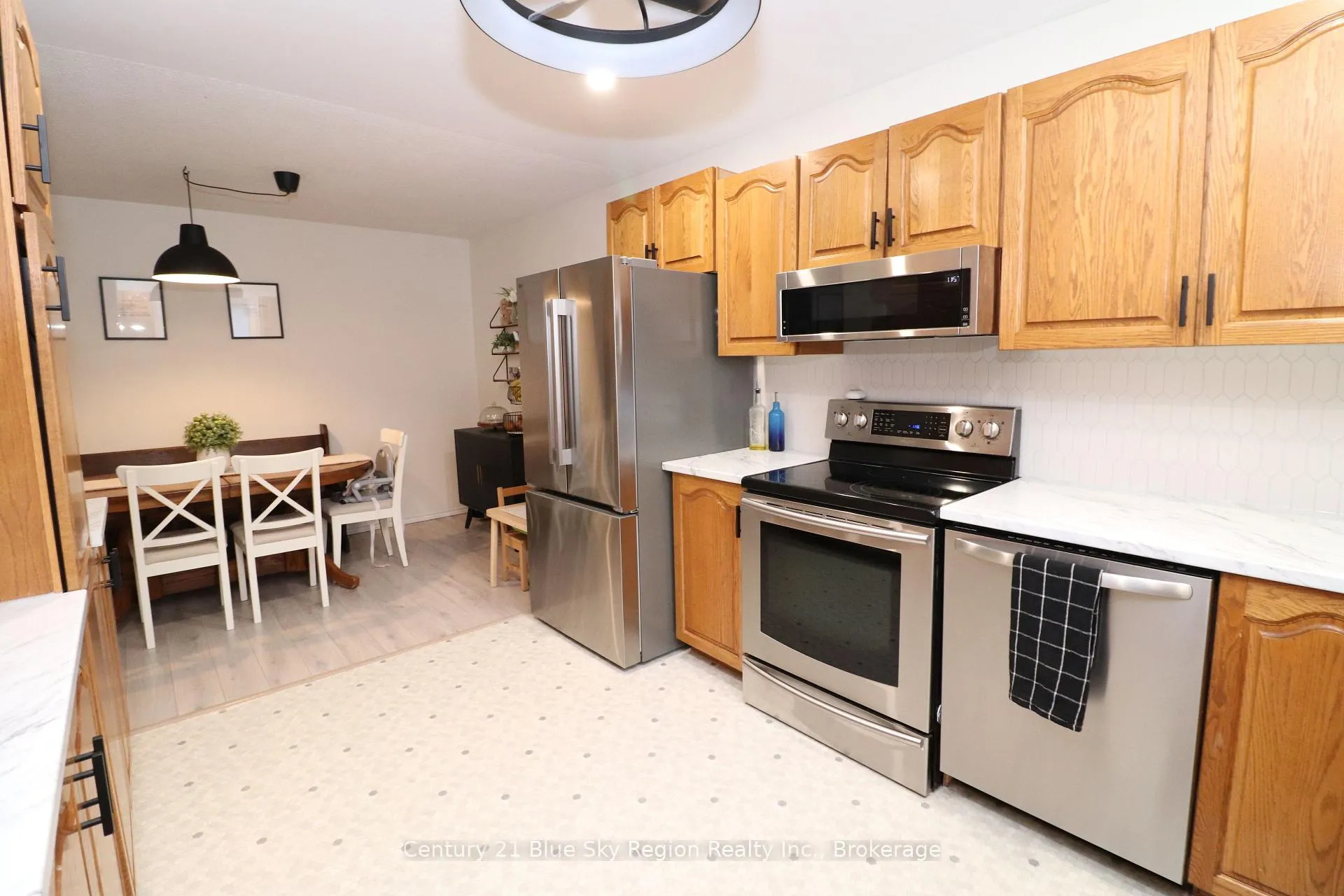 Photo 26 of 631 Bromley Avenue, North Bay, Widdifield — HOMEH