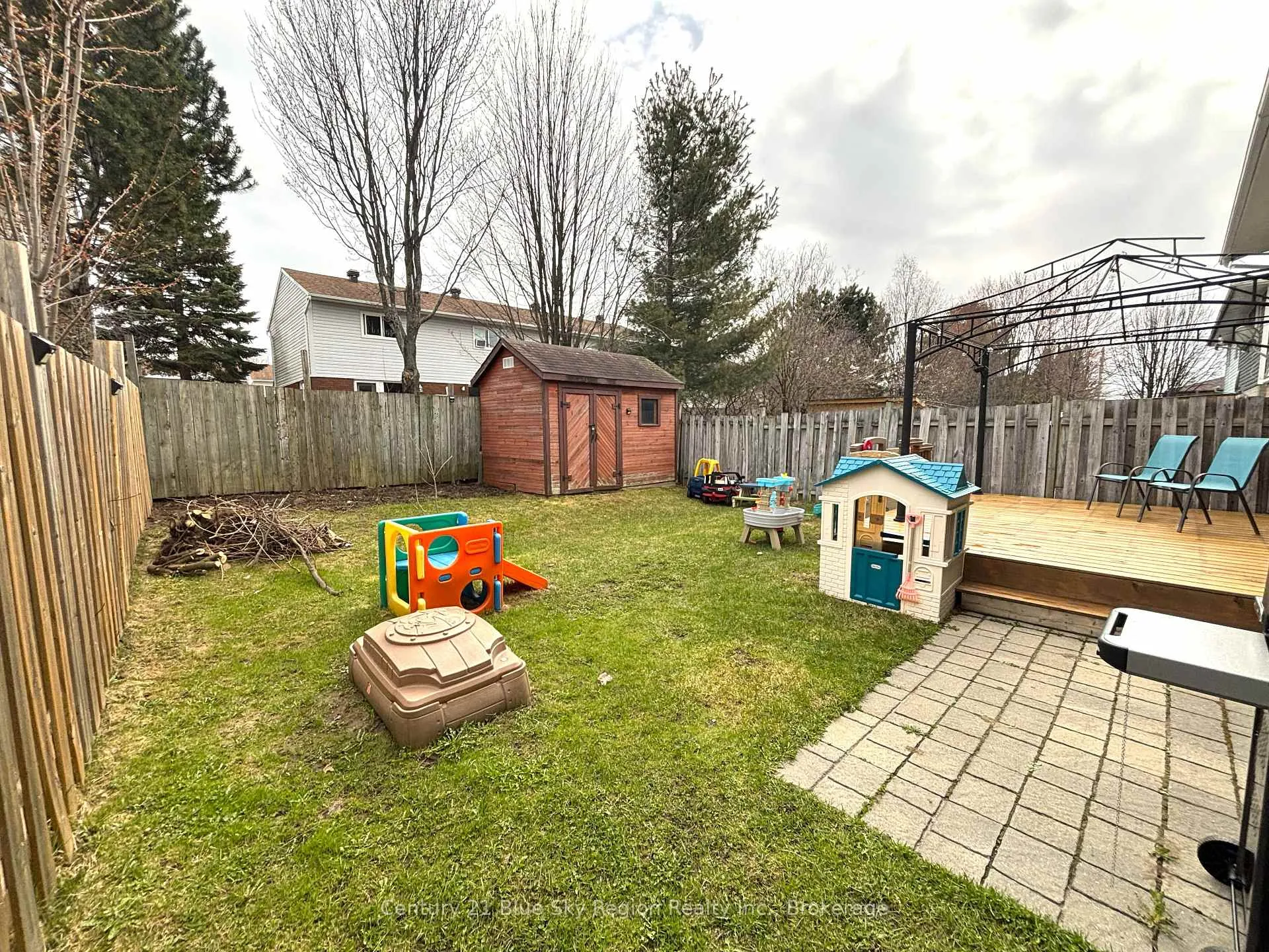 Photo 40 of 631 Bromley Avenue, North Bay, Widdifield — HOMEH