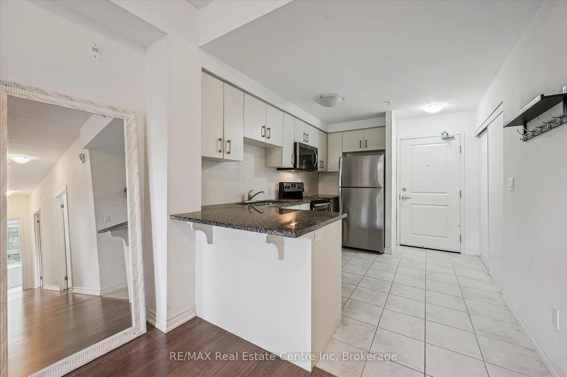 Photo 4 of Unit 110, 1284 Gordon Street, Guelph, Kortright East — HOMEH
