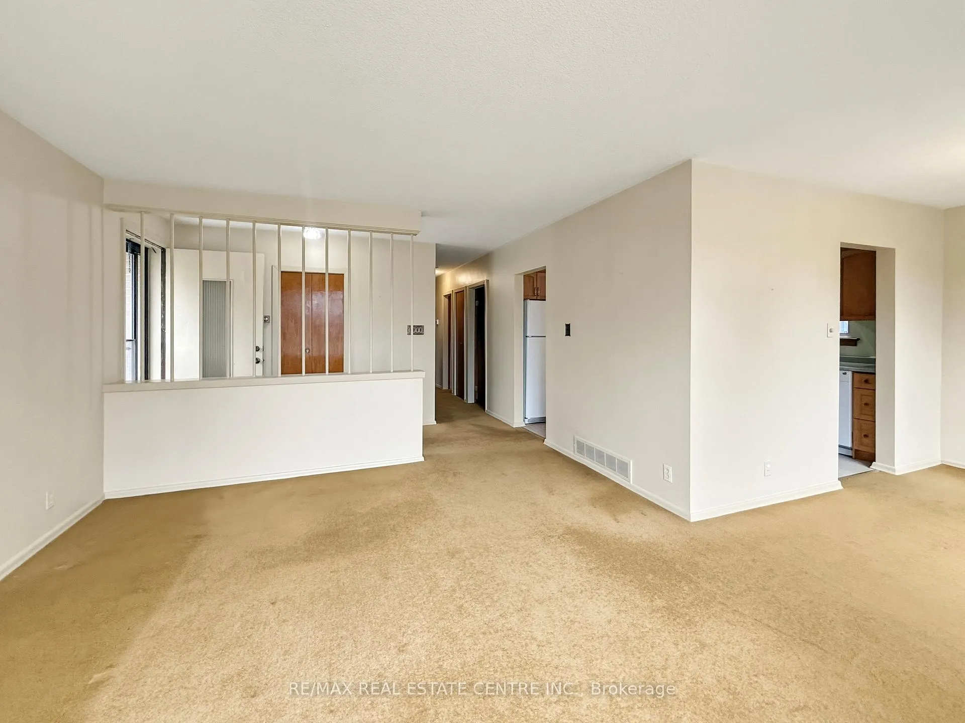 Photo 8 of 8 Powburn Place, Etobicoke, Willowridge-Martingrove-Richview — HOMEH
