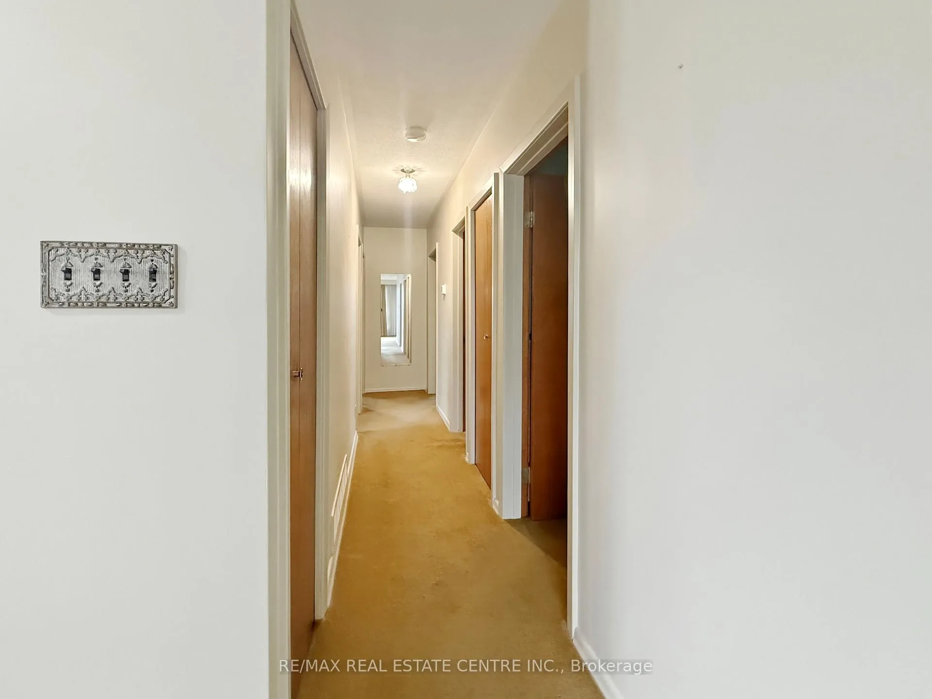 Photo 18 of 8 Powburn Place, Etobicoke, Willowridge-Martingrove-Richview — HOMEH