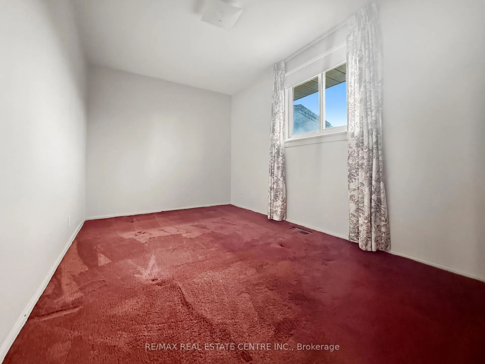 Photo 21 of 8 Powburn Place, Etobicoke, Willowridge-Martingrove-Richview — HOMEH