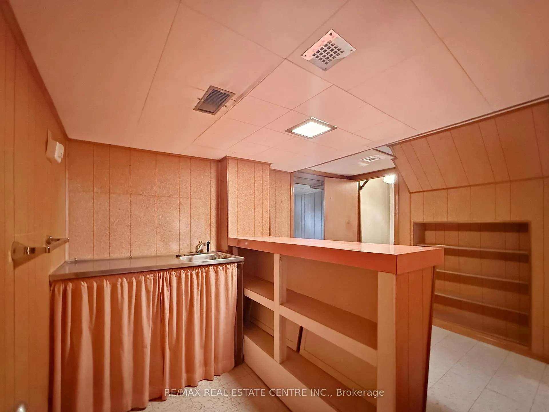 Photo 32 of 8 Powburn Place, Etobicoke, Willowridge-Martingrove-Richview — HOMEH
