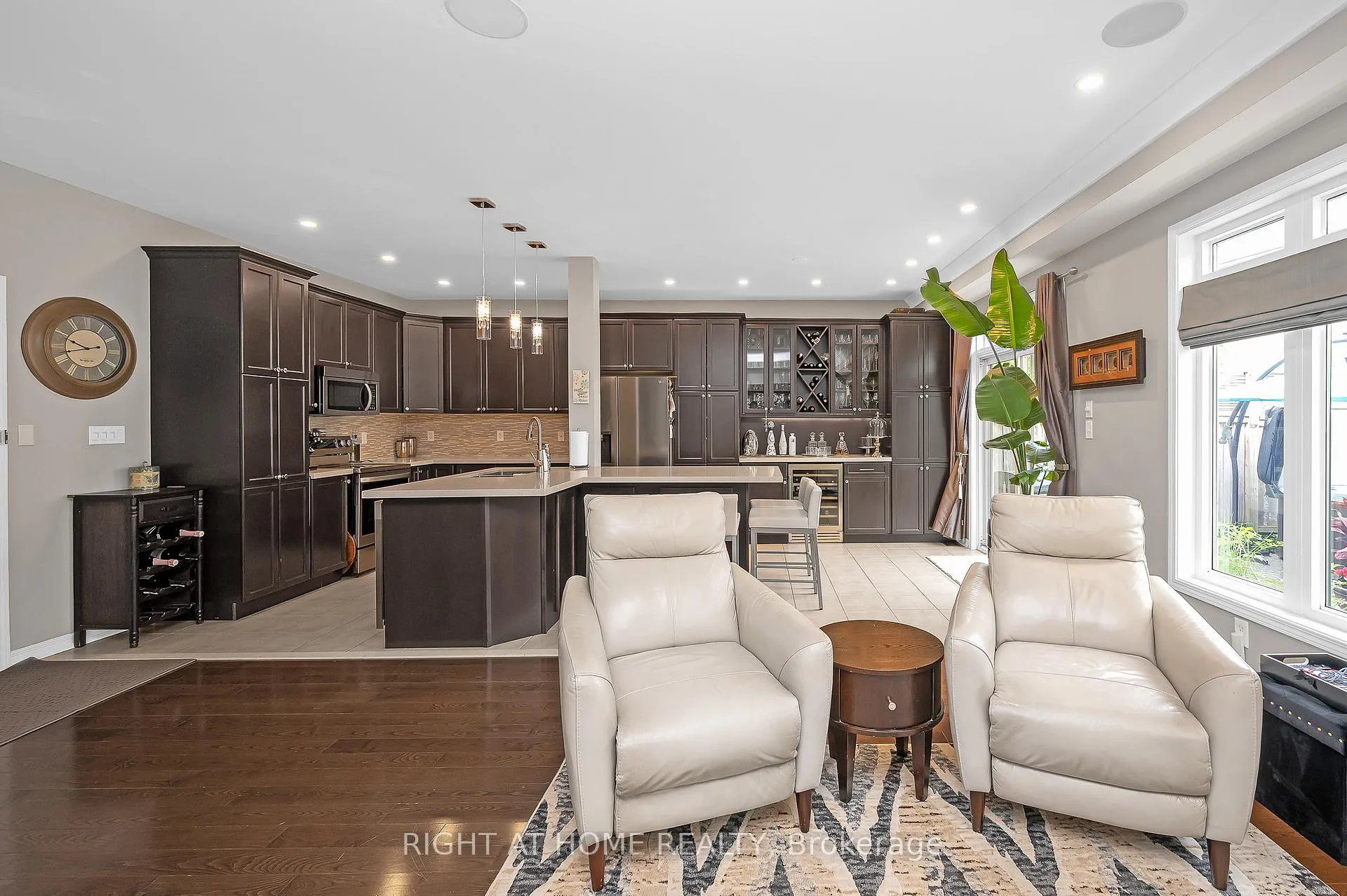 Photo 7 of 4789 Thomas Alton Boulevard, Burlington, Alton — HOMEH