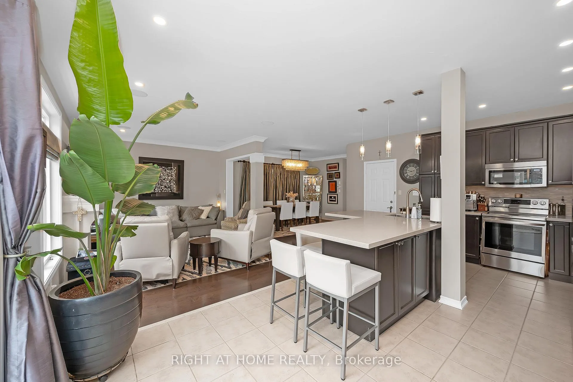 Photo 8 of 4789 Thomas Alton Boulevard, Burlington, Alton — HOMEH