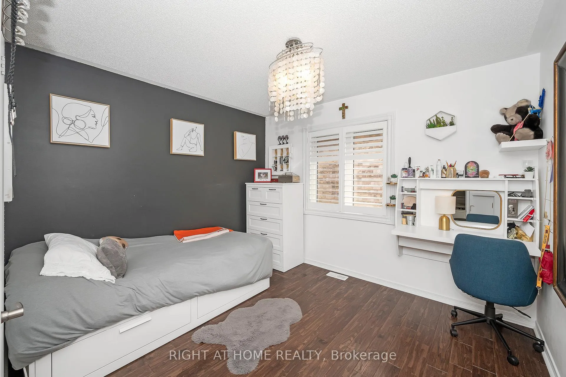 Photo 14 of 4789 Thomas Alton Boulevard, Burlington, Alton — HOMEH