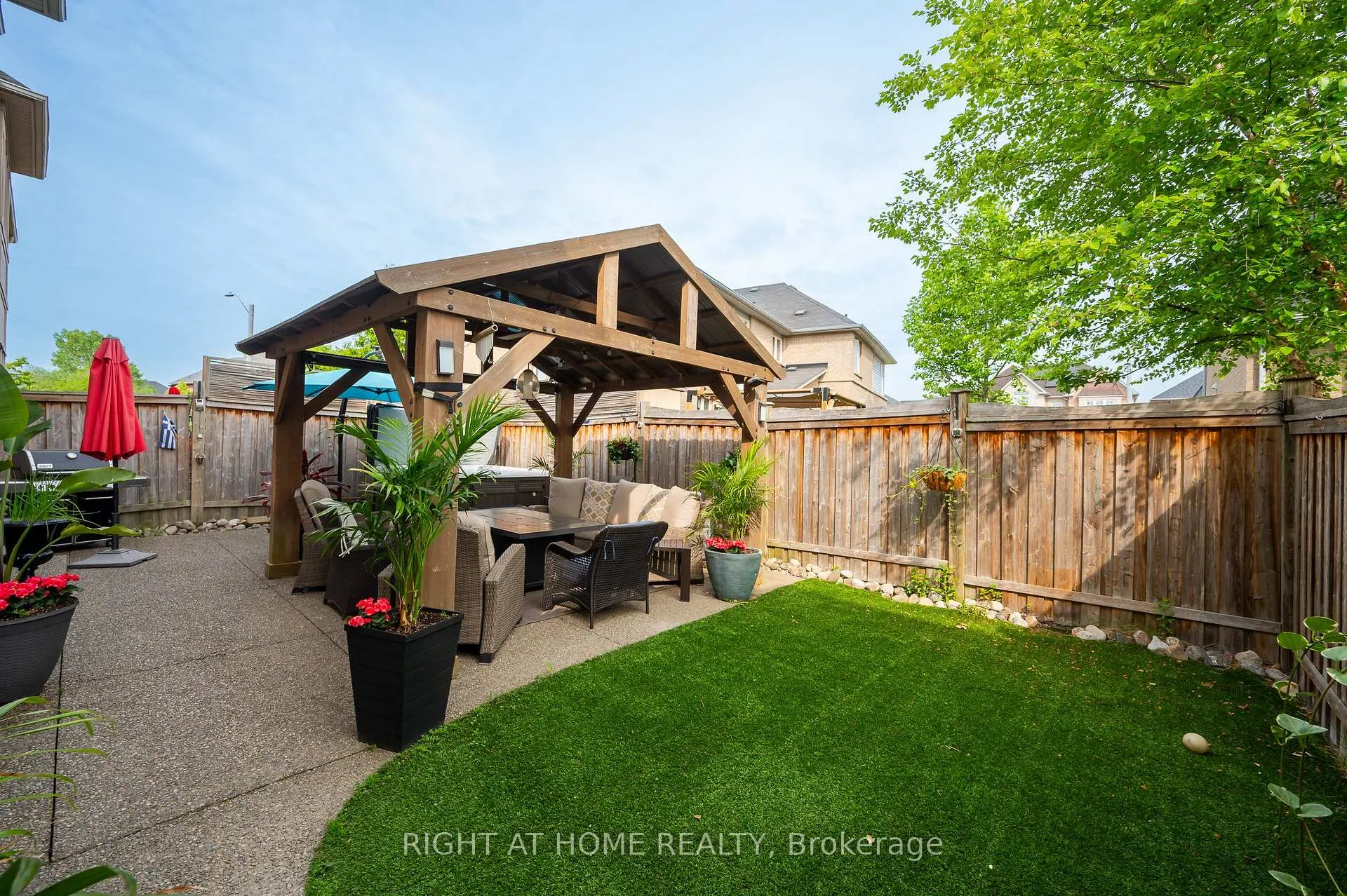 Photo 21 of 4789 Thomas Alton Boulevard, Burlington, Alton — HOMEH