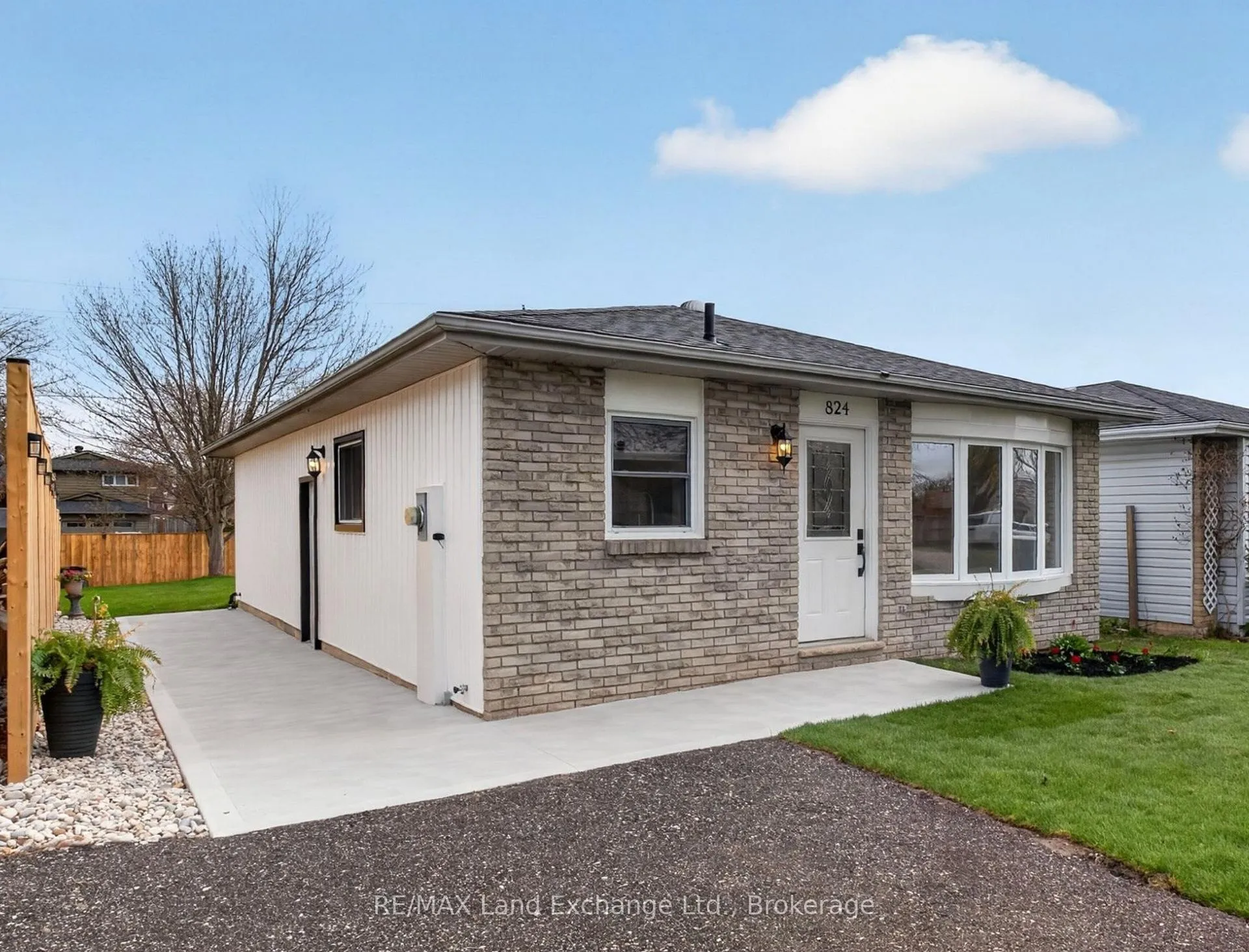 Photo 1 of 824 Andrew Malcolm Drive, Kincardine — HOMEH