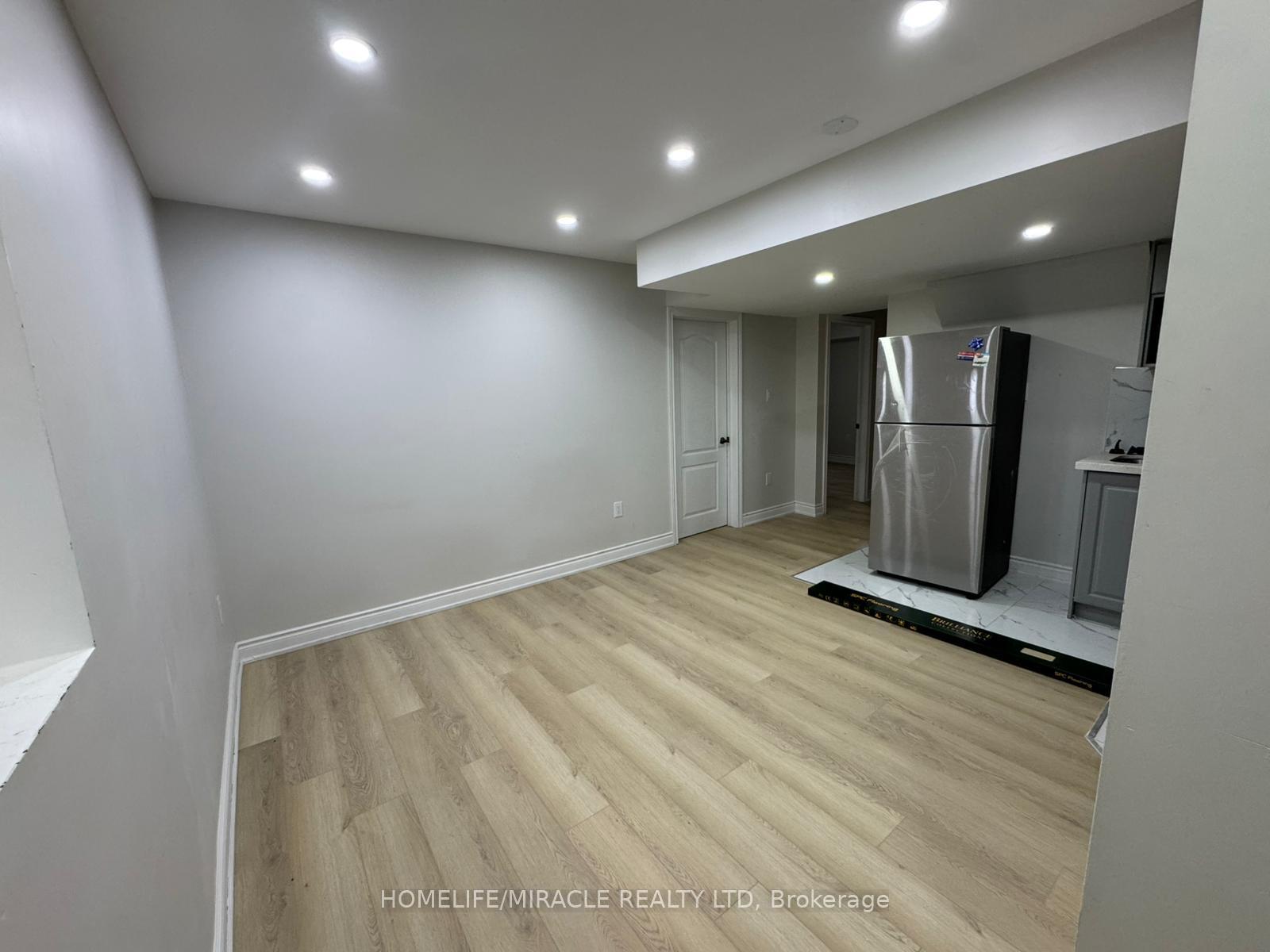 Photo 8 of 40 Eberly Woods Drive, Caledon, Rural Caledon — HOMEH