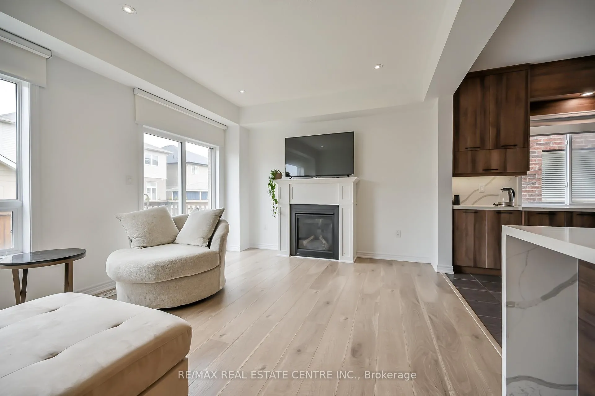 Photo 13 of 226 Lormont Boulevard, Hamilton, Stoney Creek — HOMEH