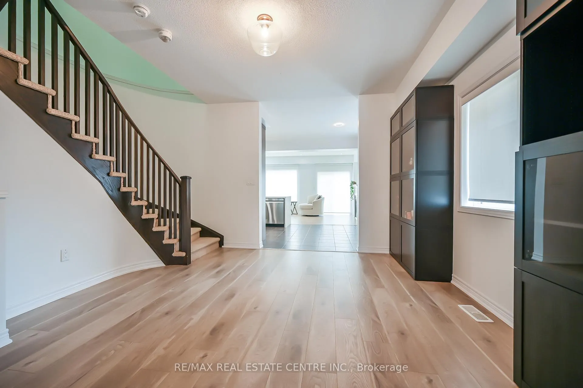 Photo 18 of 226 Lormont Boulevard, Hamilton, Stoney Creek — HOMEH