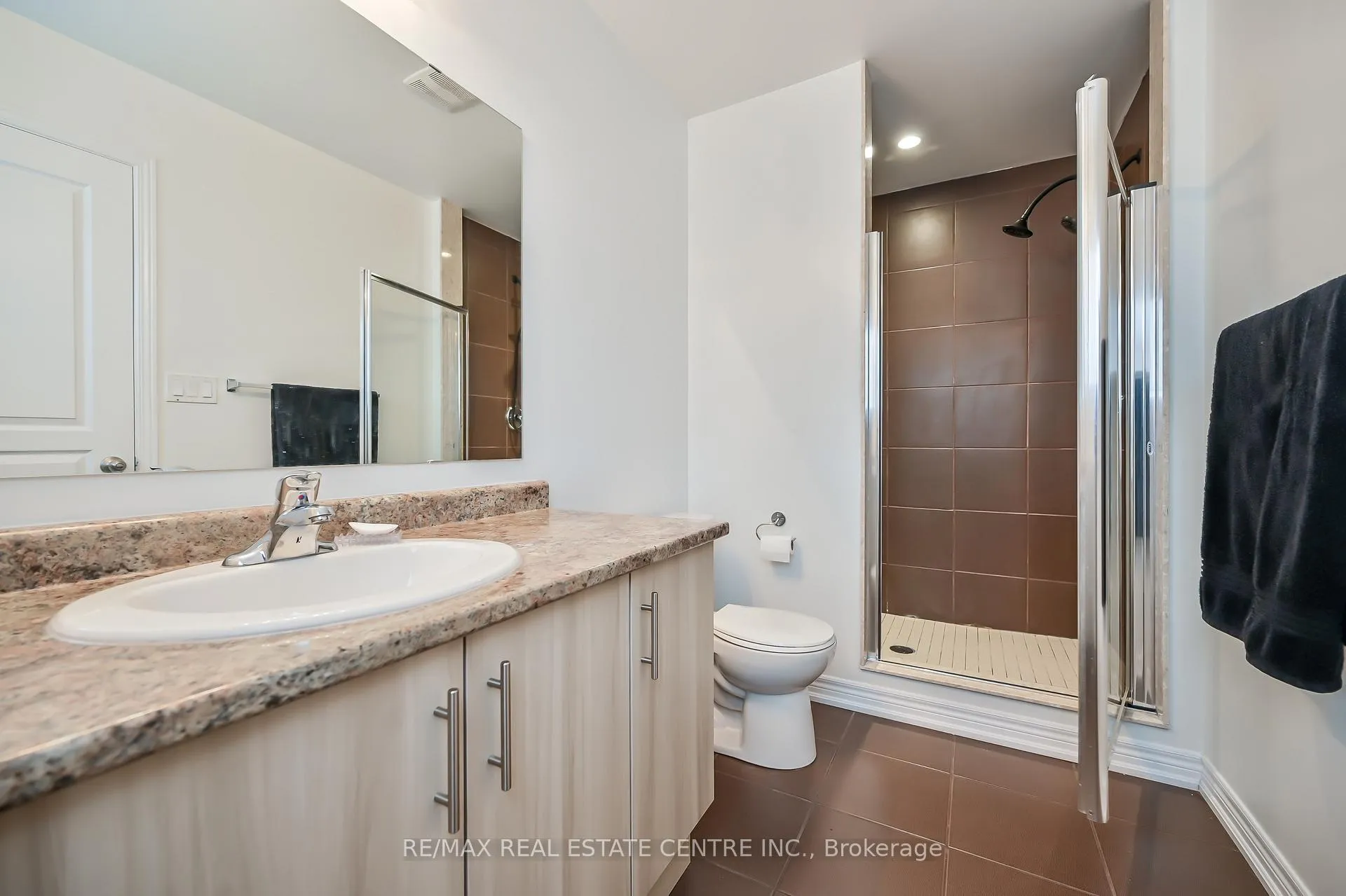 Photo 26 of 226 Lormont Boulevard, Hamilton, Stoney Creek — HOMEH