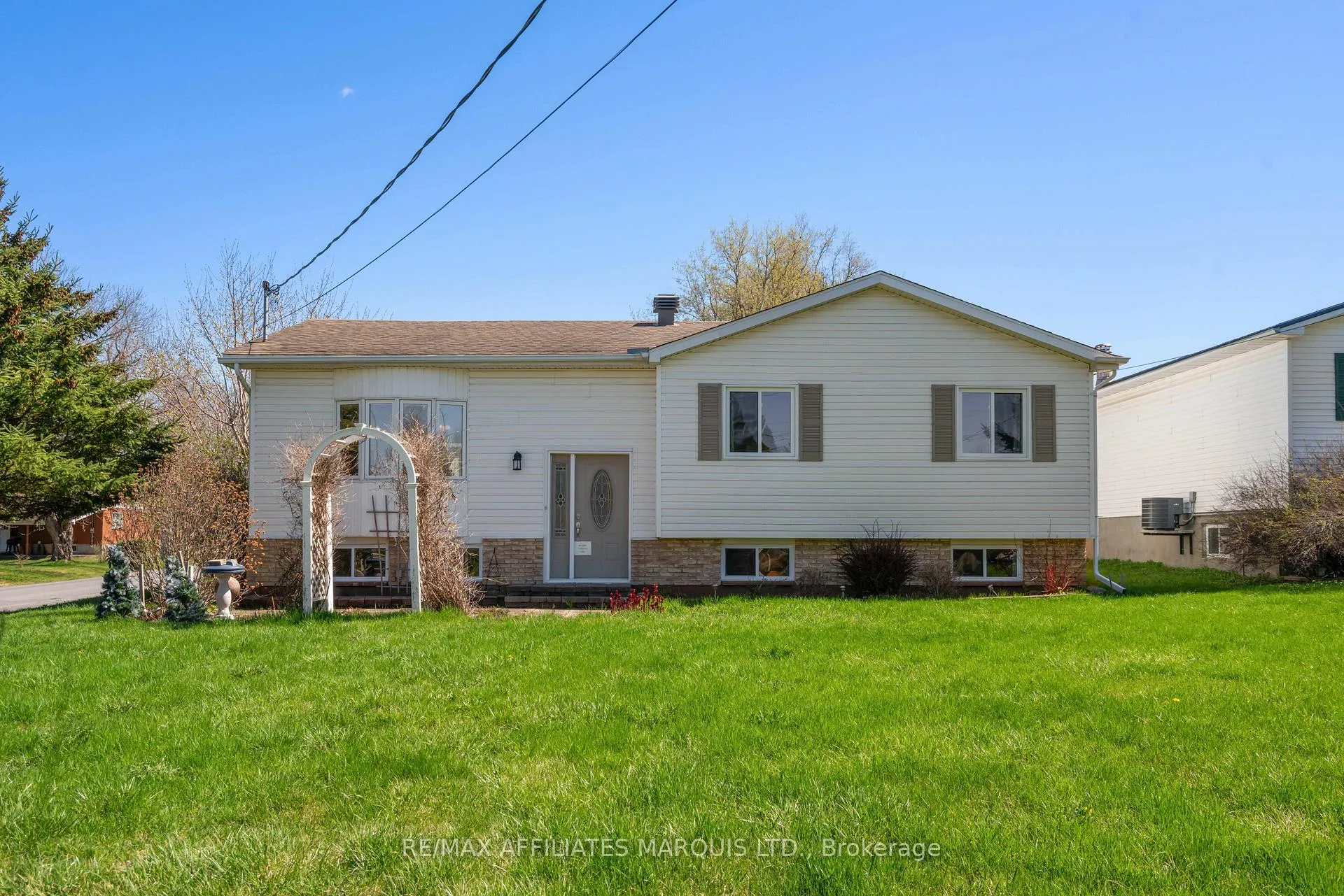 Photo 1 of 3497 Bruce Street, South Stormont, South Stormont (Cornwall) Twp — HOMEH