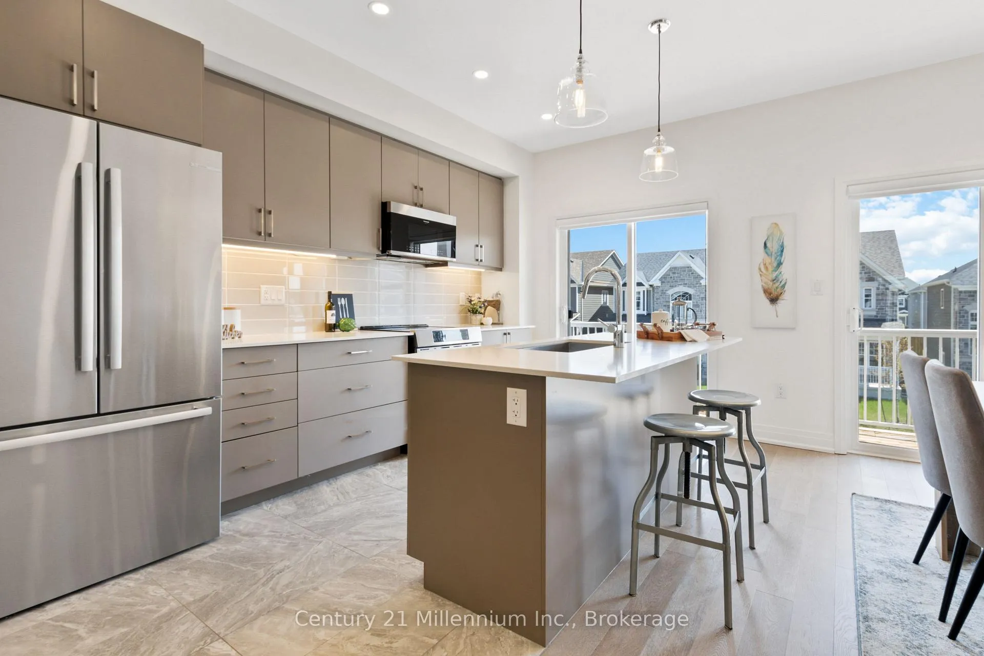 Photo 11 of 5 Dunes Drive, Wasaga Beach — HOMEH
