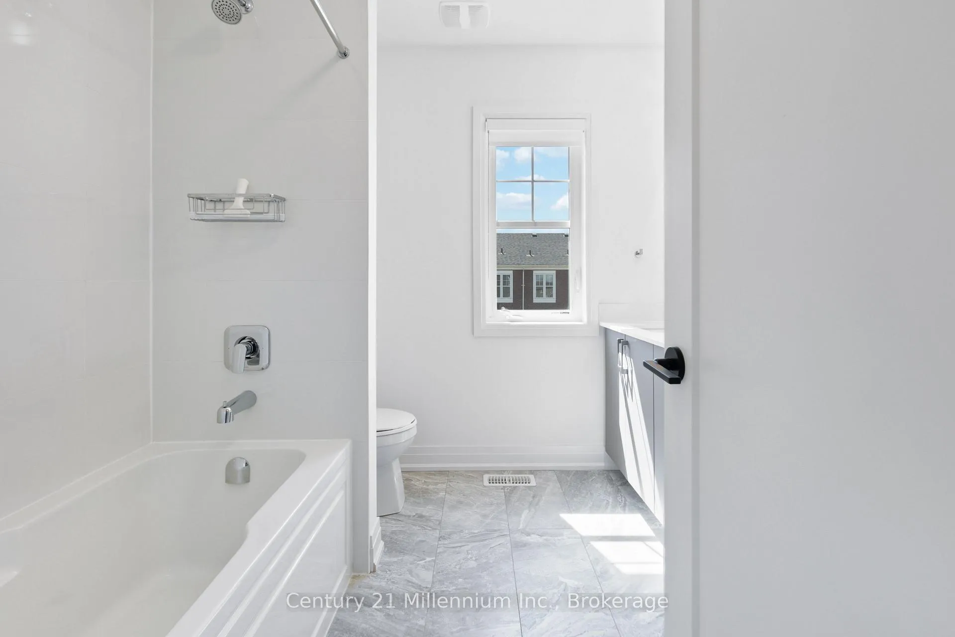 Photo 40 of 5 Dunes Drive, Wasaga Beach — HOMEH