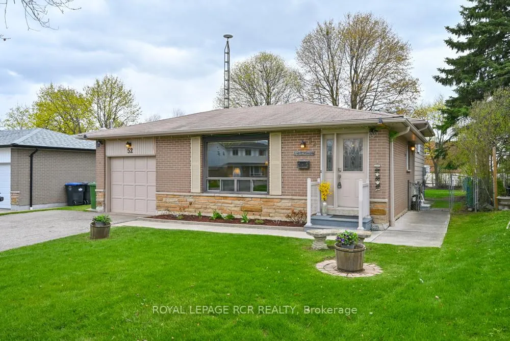 Photo 1 of 52 Ellwood Drive E, Caledon, Bolton East — HOMEH