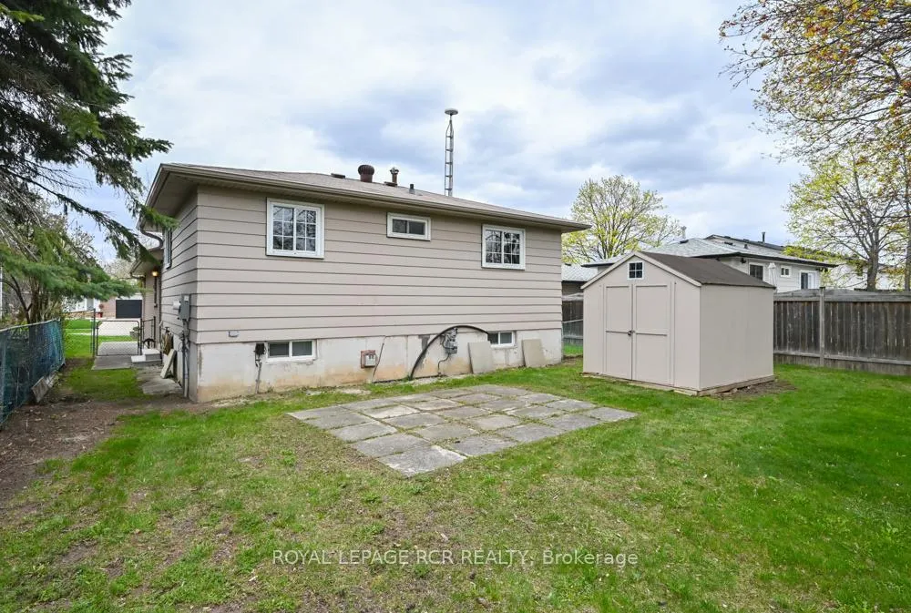 Photo 27 of 52 Ellwood Drive E, Caledon, Bolton East — HOMEH