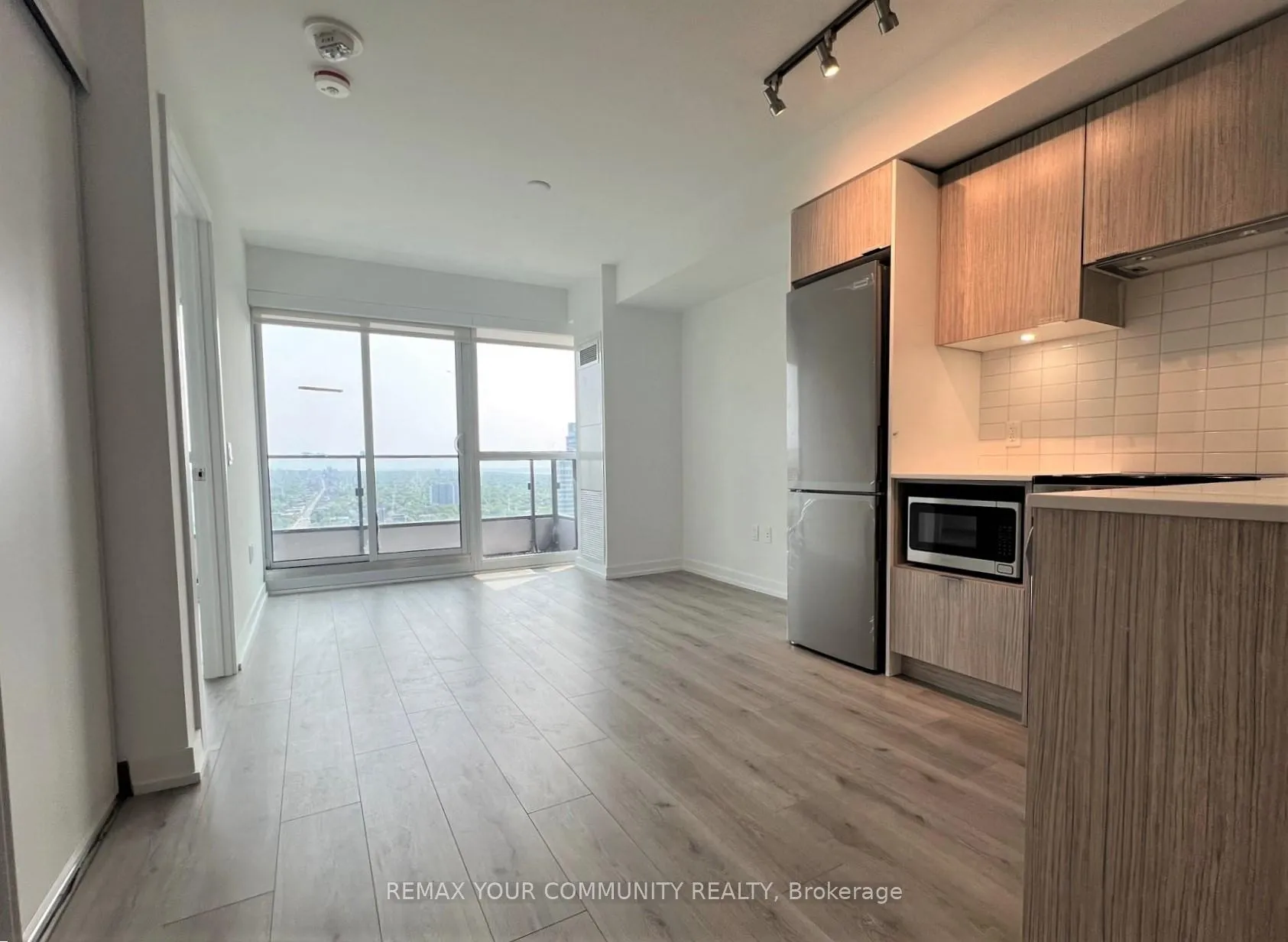 Photo 2 of Unit 3609, 395 Bloor Street E, Toronto, North St. James Town — HOMEH