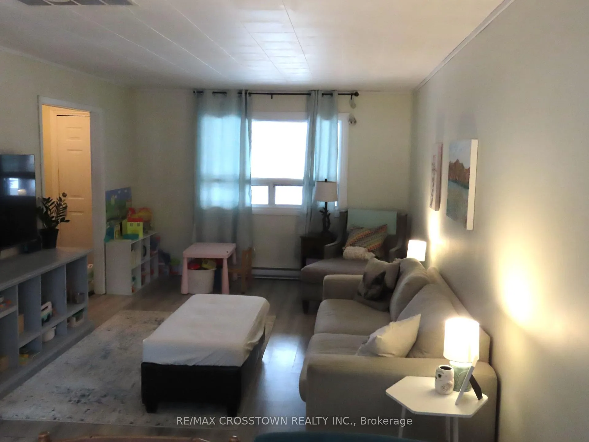 Photo 7 of 4716 Penetanguishene Road, Springwater, Hillsdale — HOMEH