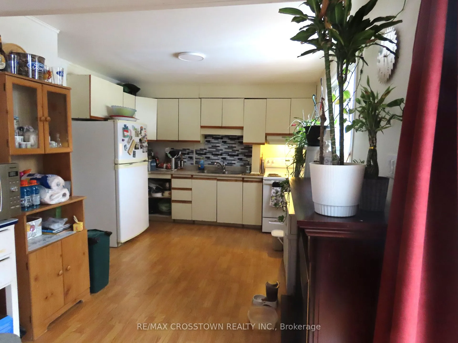 Photo 27 of 4716 Penetanguishene Road, Springwater, Hillsdale — HOMEH