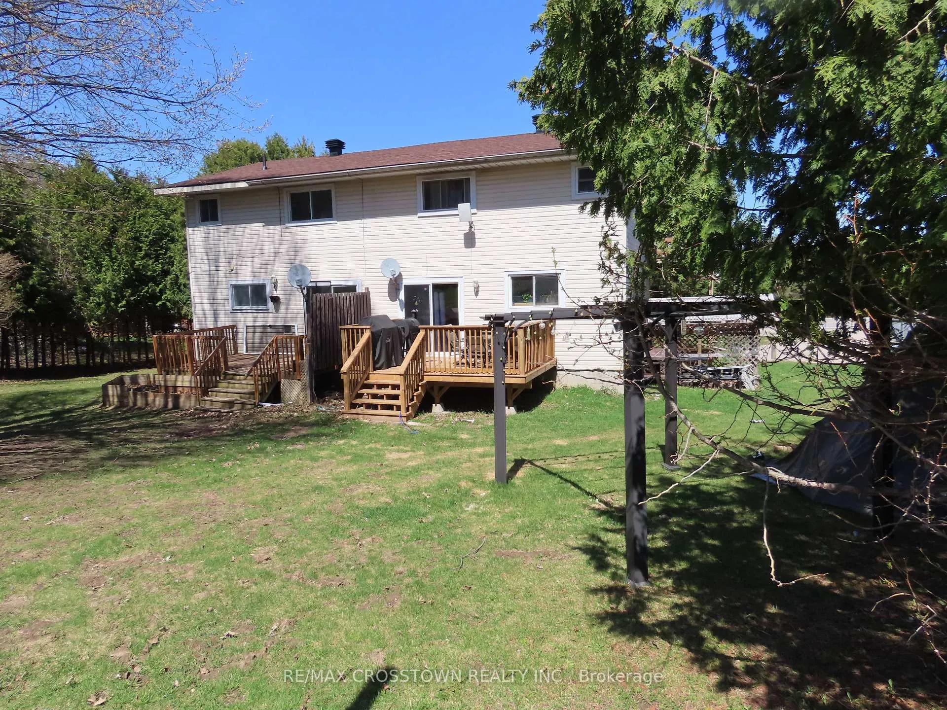 Photo 33 of 4716 Penetanguishene Road, Springwater, Hillsdale — HOMEH