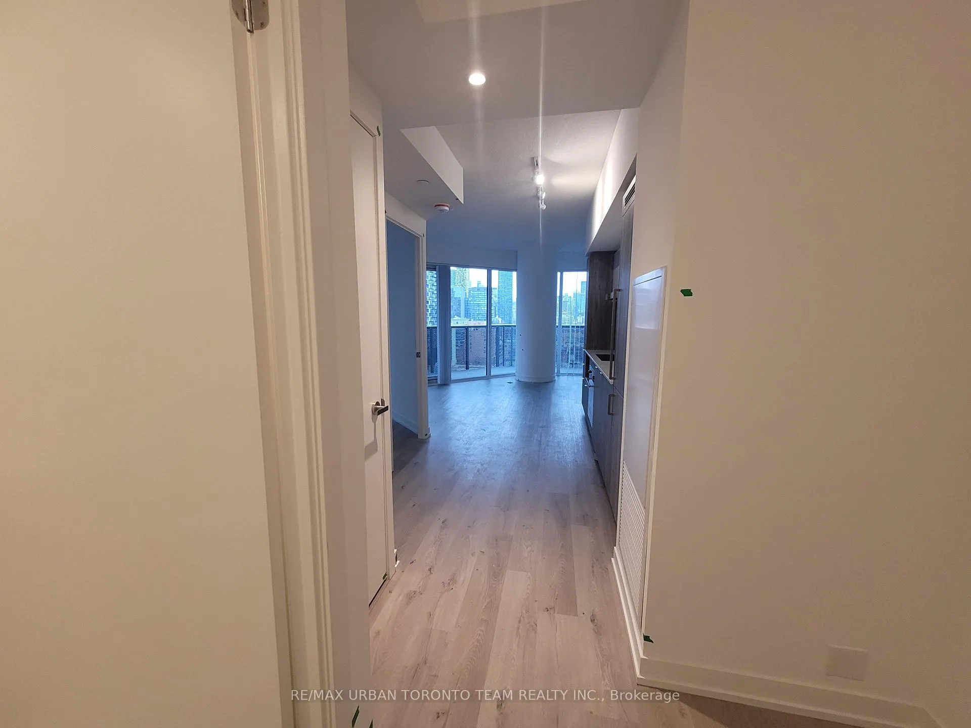 Photo 11 of Unit 1716, 138 Downes Street, Toronto, Waterfront Communities — HOMEH