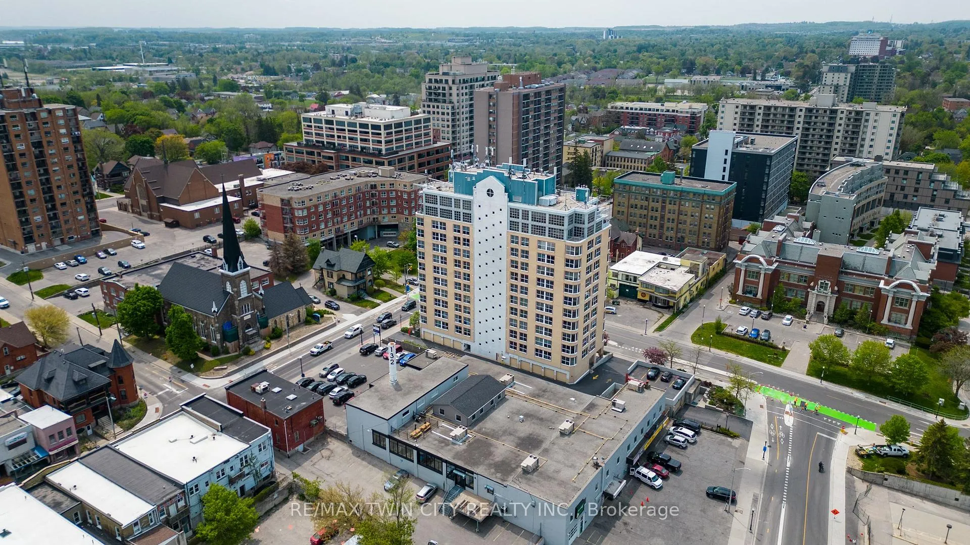 Photo 2 of Unit 405, 150 Queen Street S, Kitchener — HOMEH