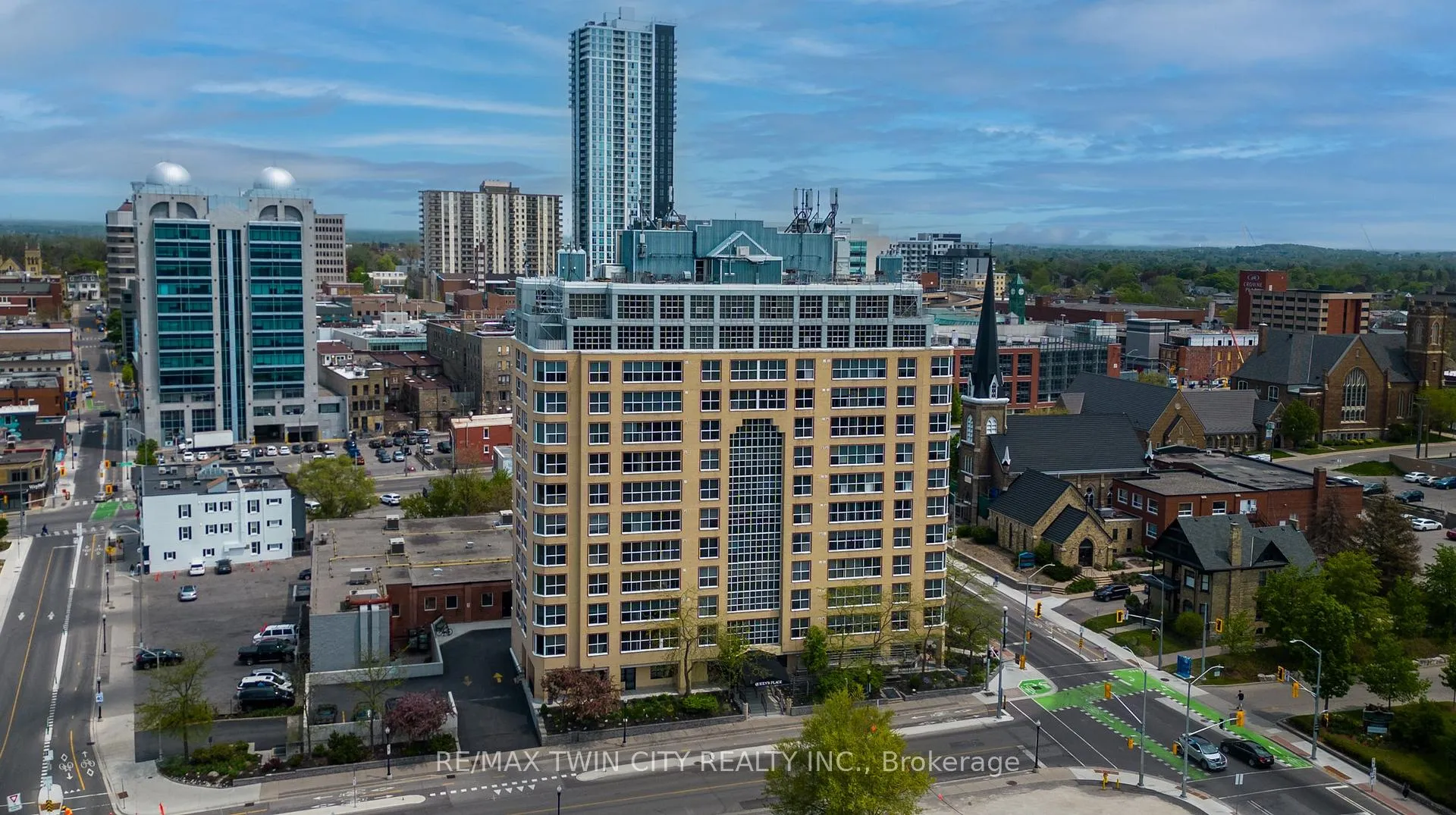 Photo 4 of Unit 405, 150 Queen Street S, Kitchener — HOMEH